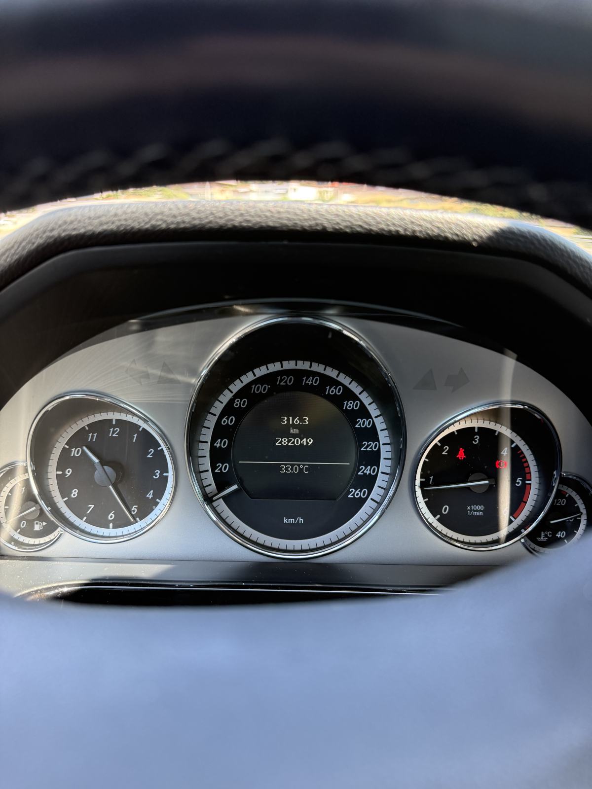Mercedes-Benz E-klasa 220 CDI, fotografija 10