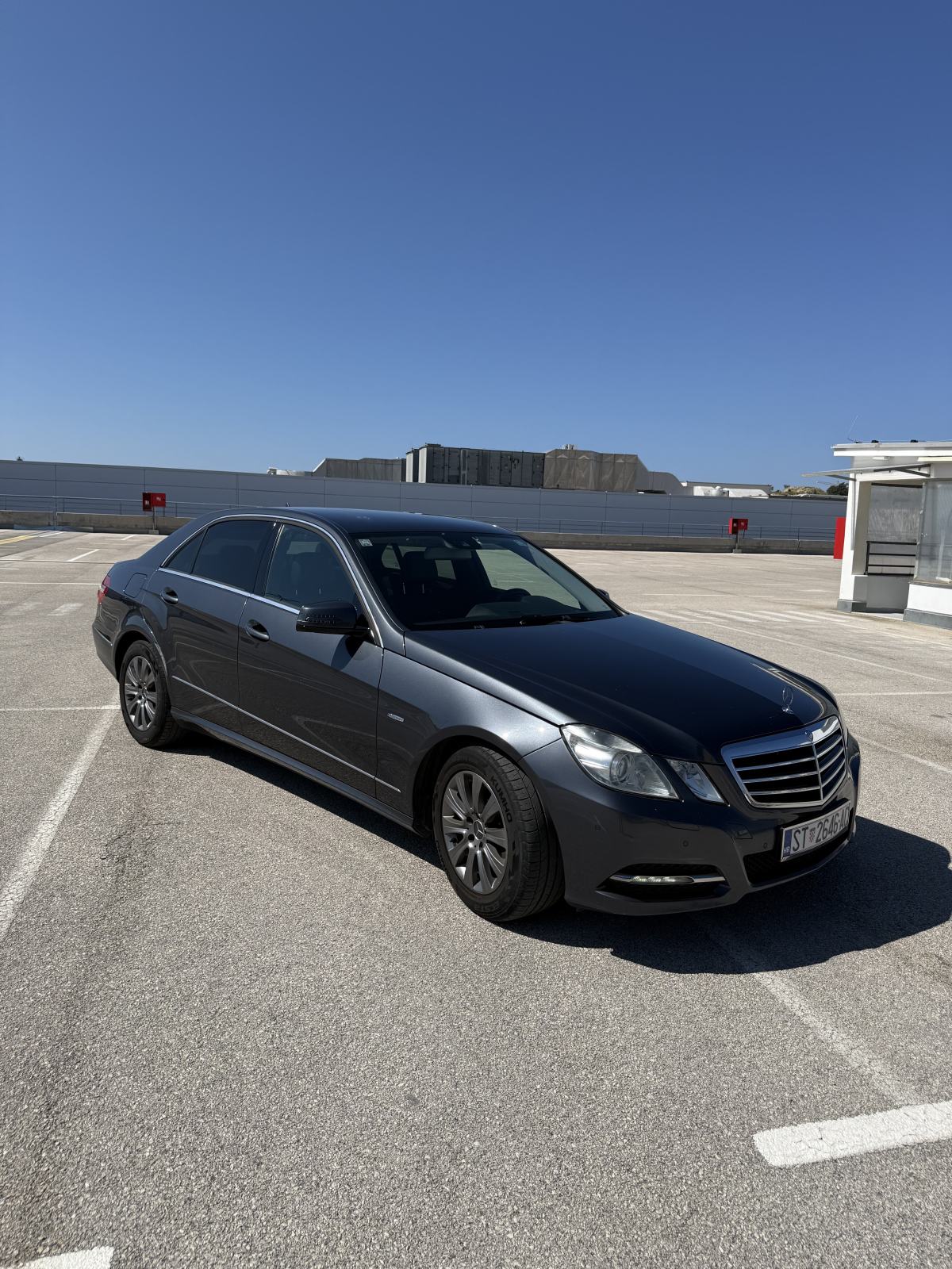 Mercedes-Benz E-klasa 220 CDI, fotografija 5