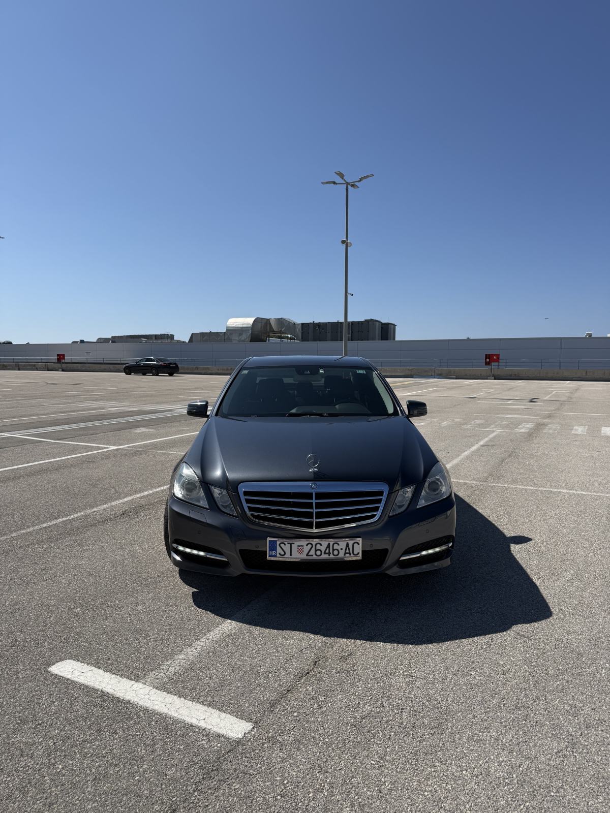 Mercedes-Benz E-klasa 220 CDI, fotografija 6