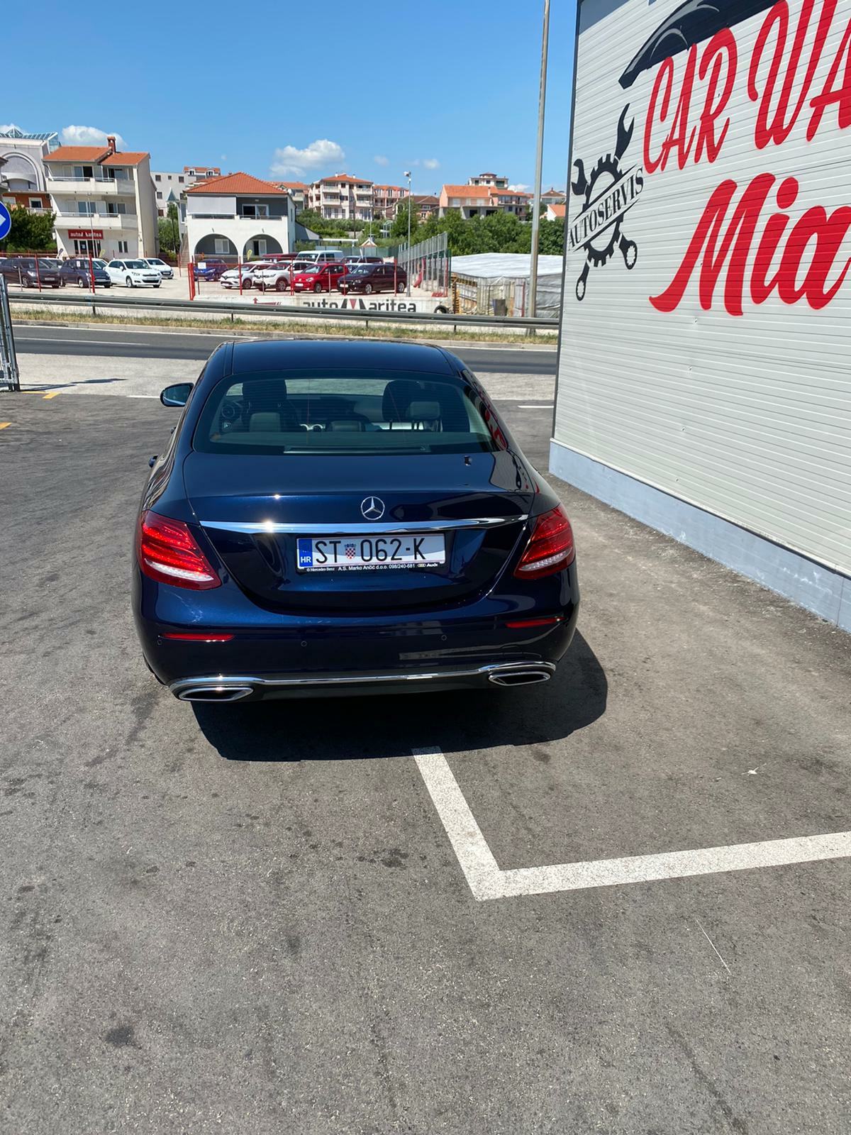 Mercedes-Benz E-klasa 220 d 4MATIC 1, fotografija 4