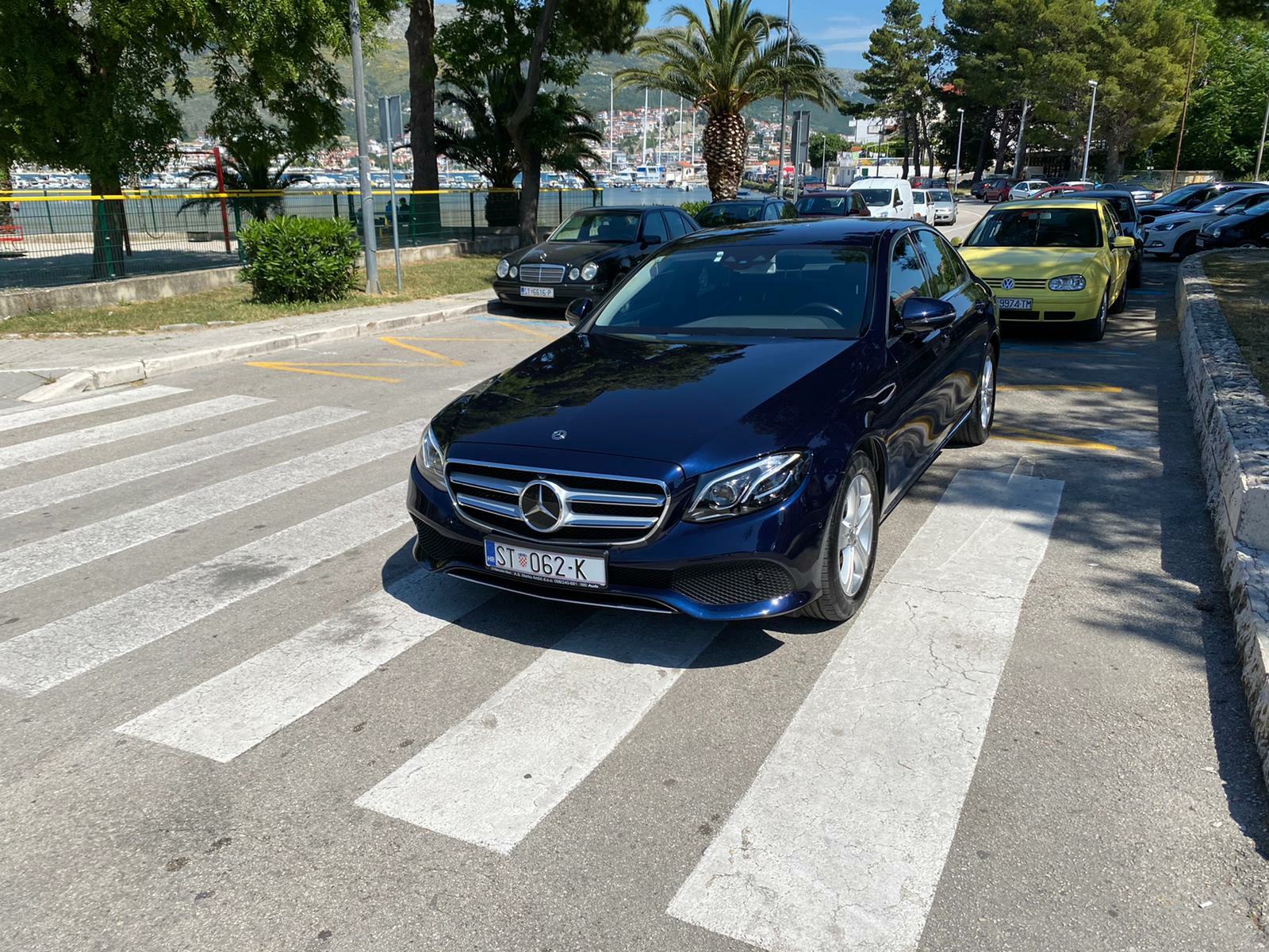 Mercedes-Benz E-klasa 220 d 4MATIC 1, fotografija 9