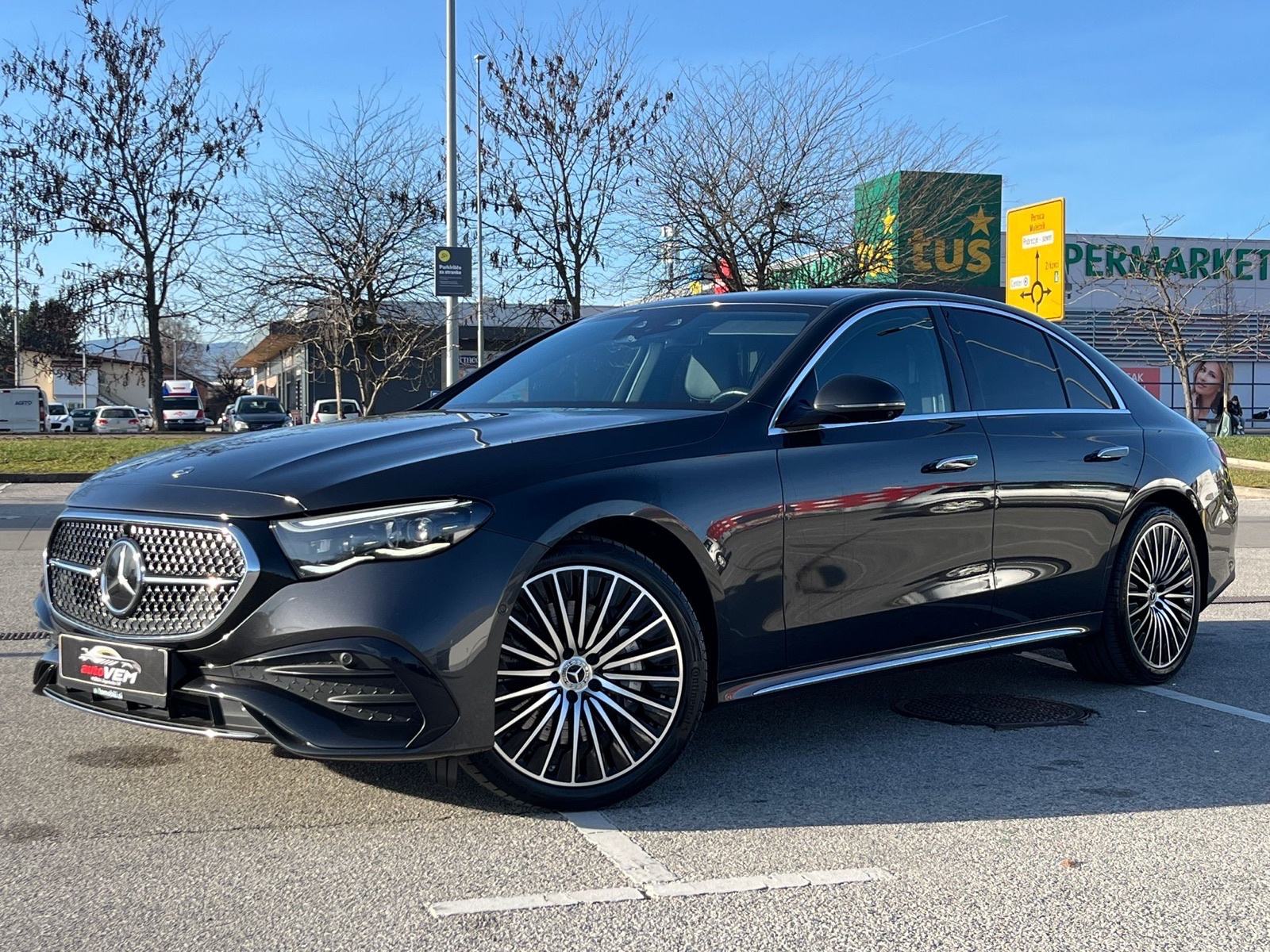 Mercedes-Benz E-klasa 220 d 4MATIC AMG -ZRAČNI-SUPERSCREEN-360” KAMERA, fotografija 1