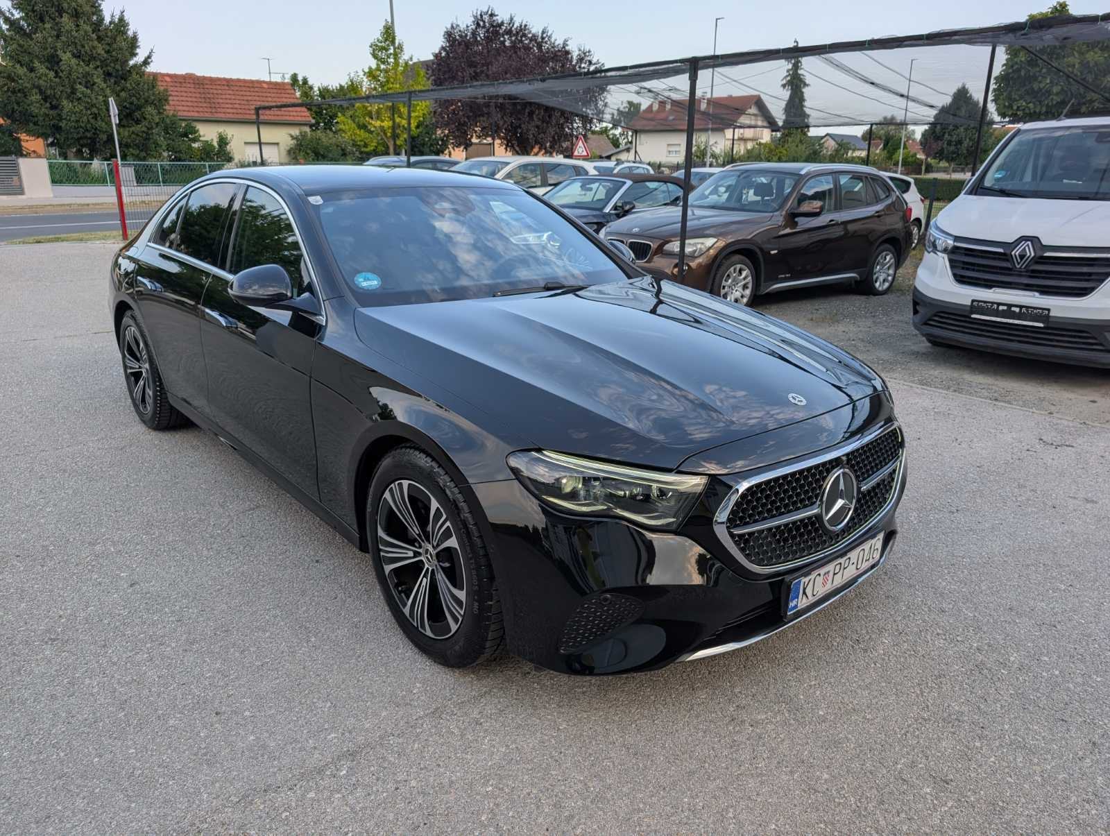 Mercedes-Benz E-klasa 220d 4MATIC, pogled izvana - slika 3