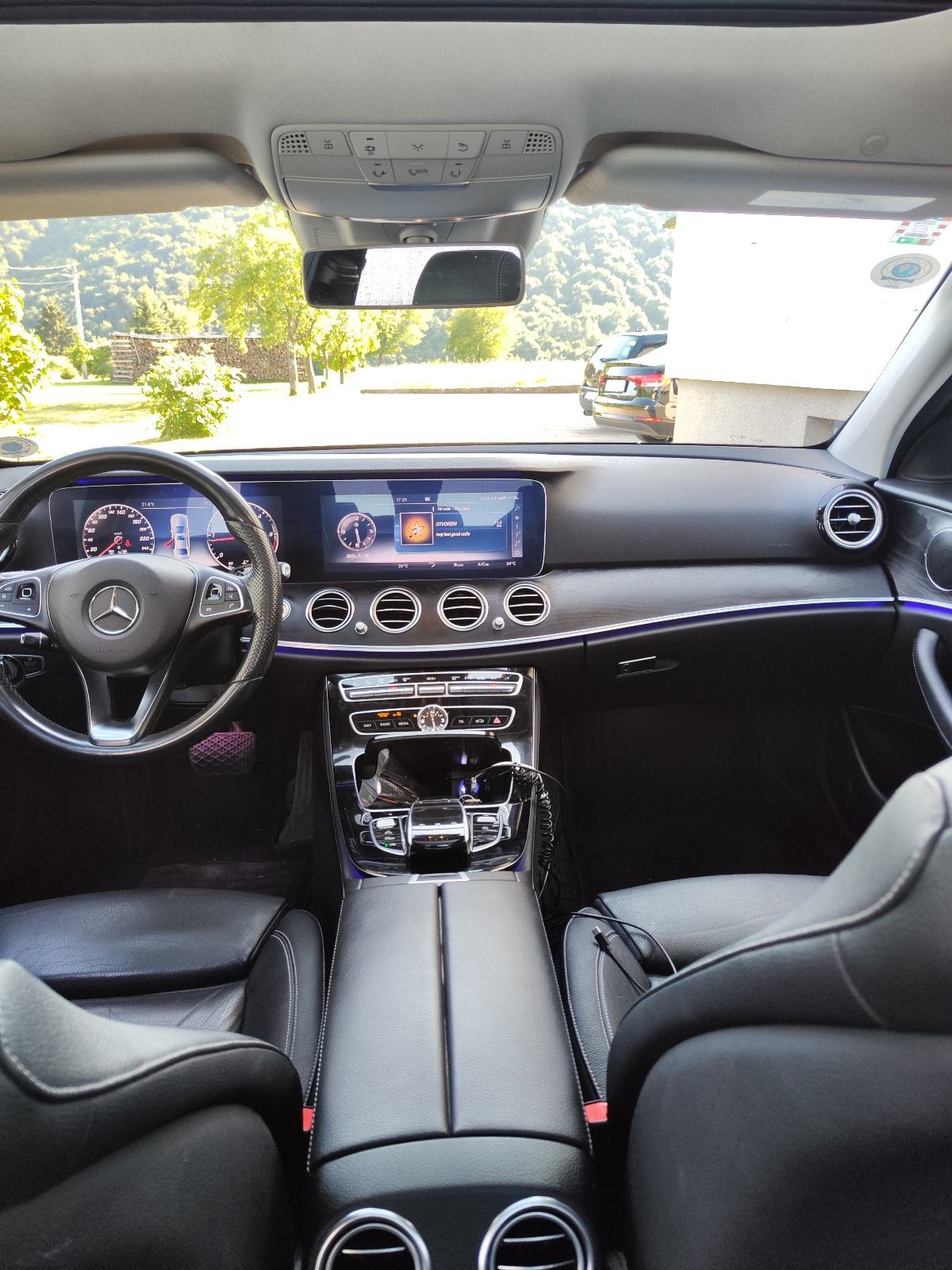 Mercedes-Benz E-klasa 220 D AMG 1god reg, fotografija 6