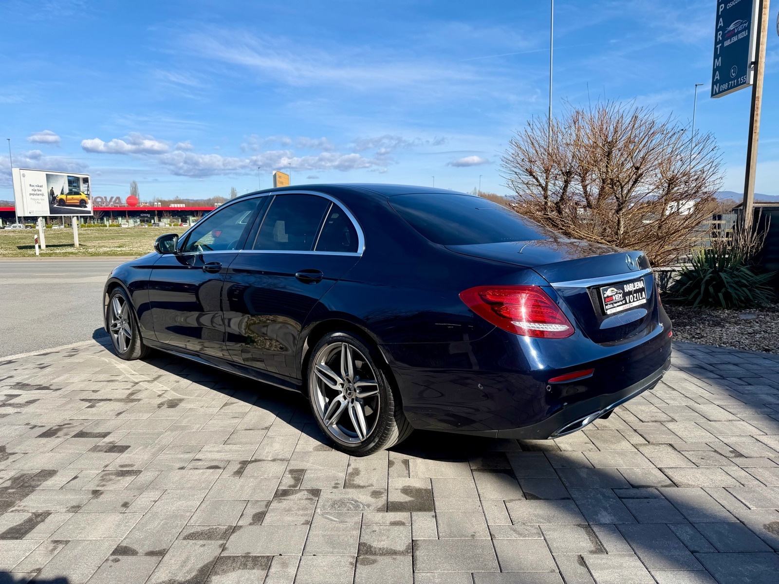Mercedes-Benz E-klasa 220 D AMG-WIDESCREEN-360” KAMERA-KUKA-2019 God., fotografija 3