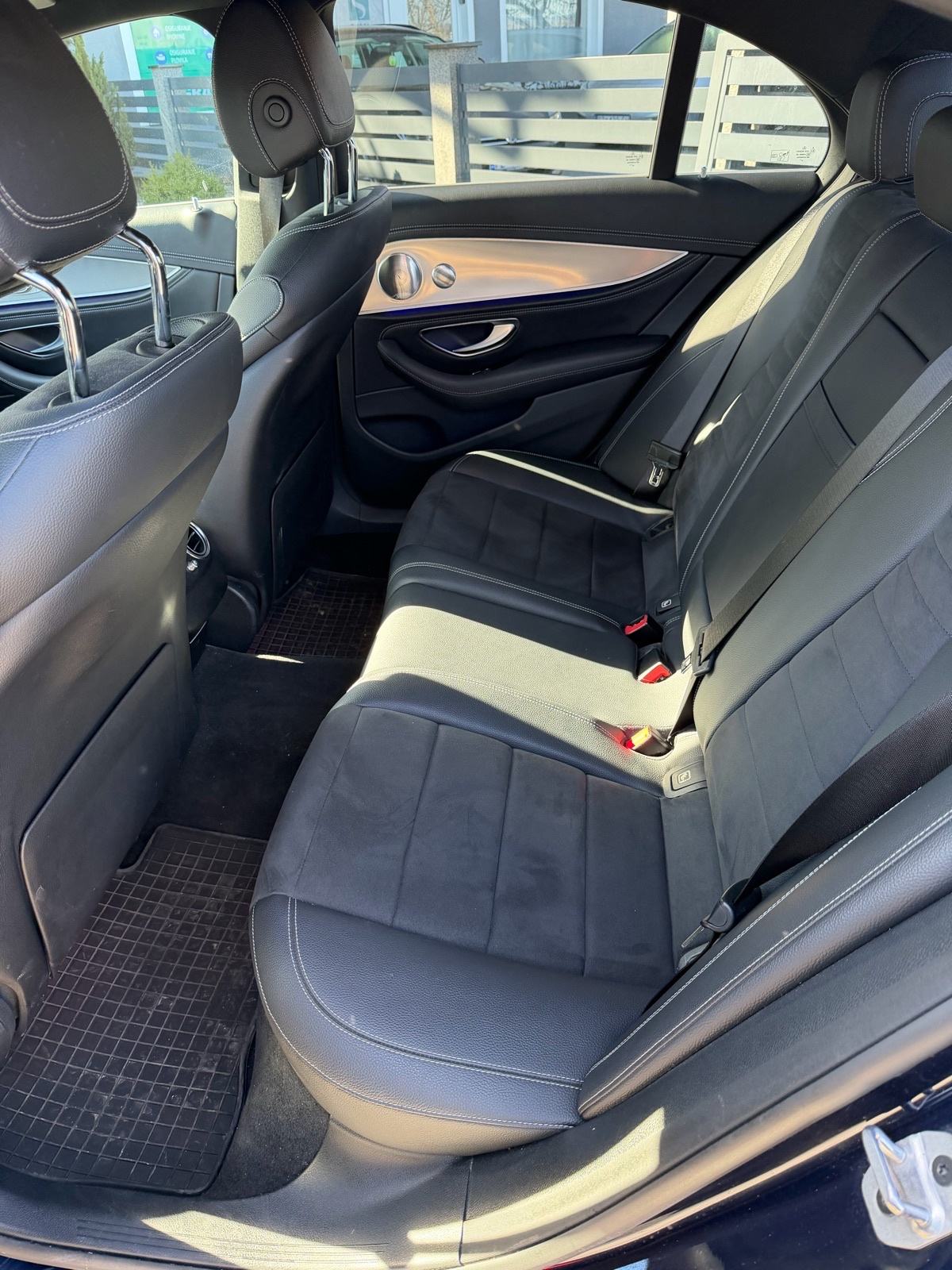 Mercedes-Benz E-klasa 220 D AMG-WIDESCREEN-360” KAMERA-KUKA-2019 God., fotografija 10