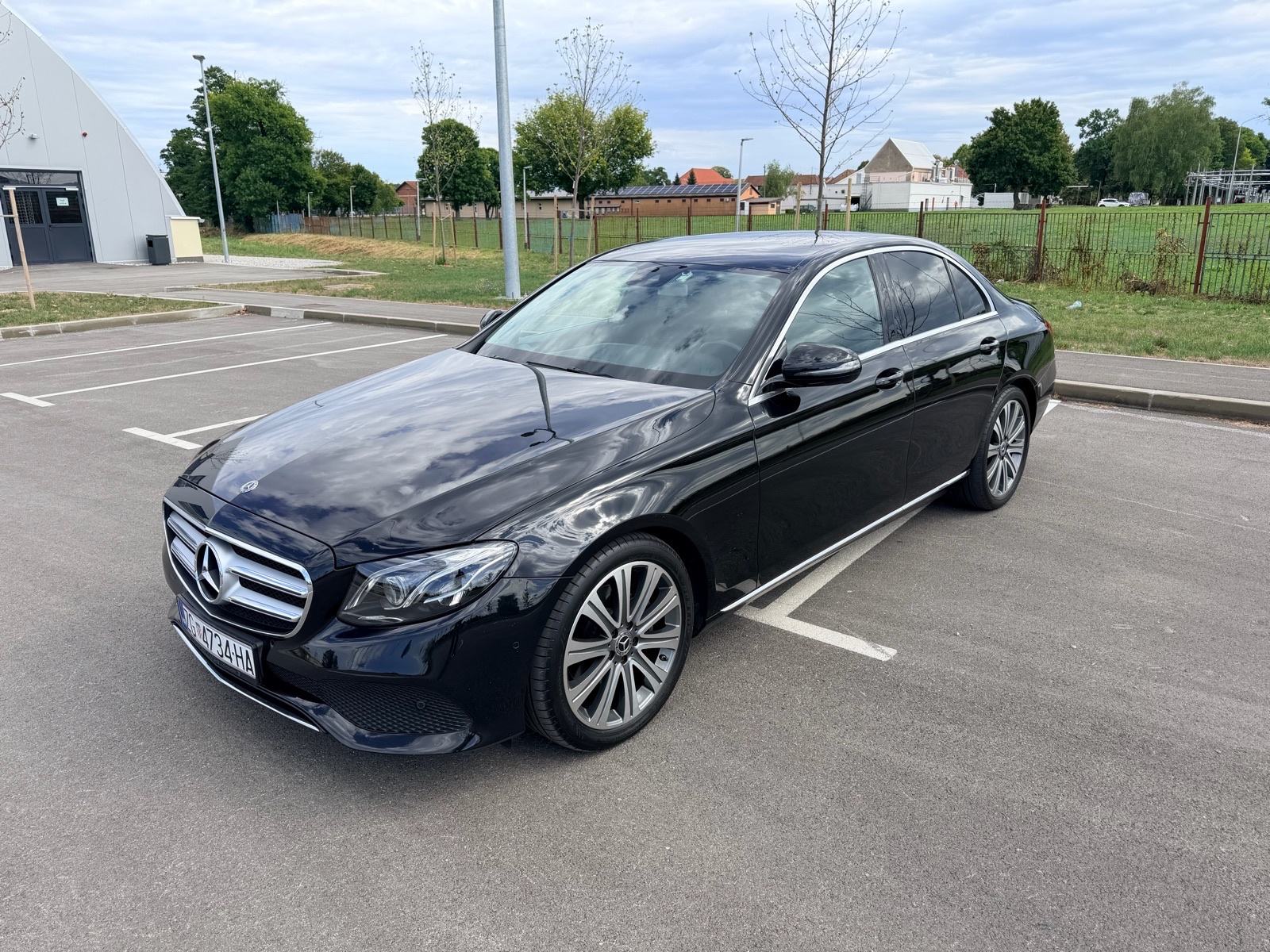 Mercedes-Benz E-klasa 220 D automatik 4matic, fotografija 3