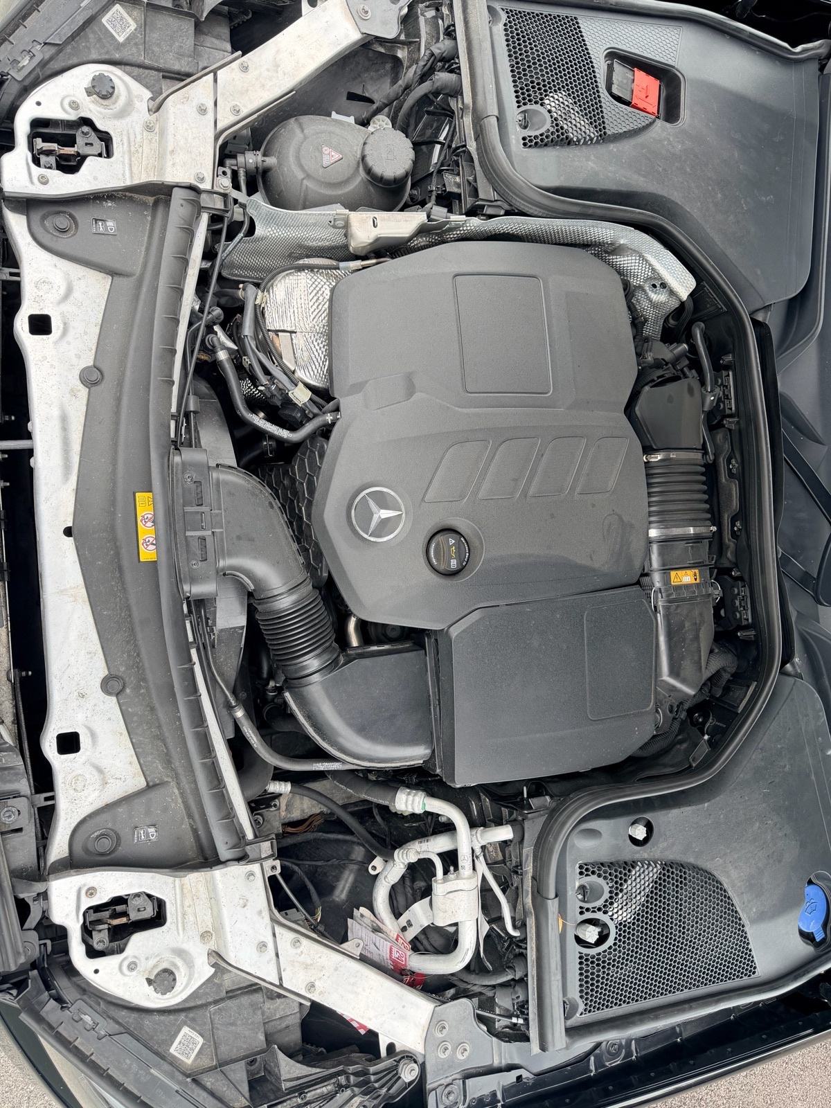 Mercedes-Benz E-klasa 220 D automatik 4matic, fotografija 17