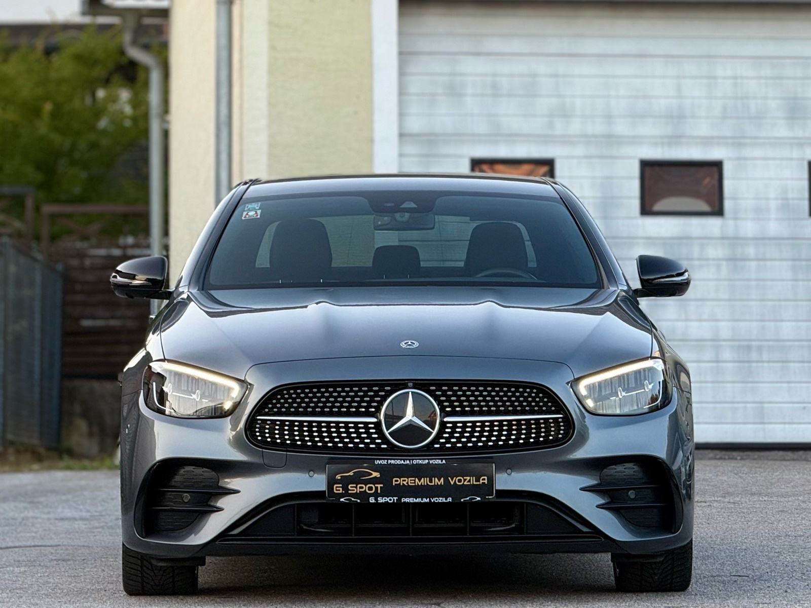 Mercedes-Benz E-klasa 220 D *AUTOMATIK*AMG*NIGHT*WIDESCREEN*360KAM*PDV, fotografija 3