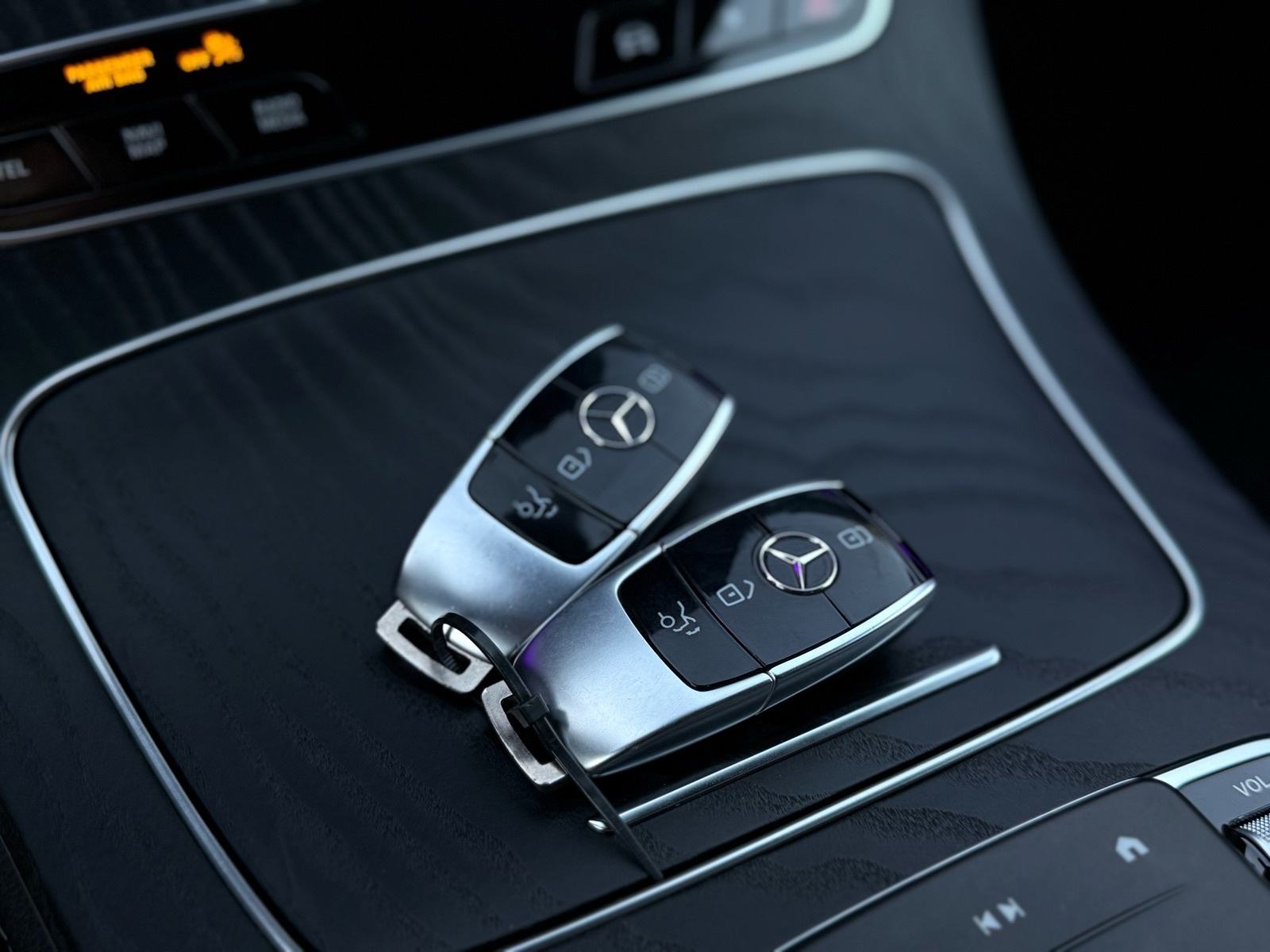 Mercedes-Benz E-klasa 220 D *AUTOMATIK*AMG*NIGHT*WIDESCREEN*360KAM*PDV, fotografija 19