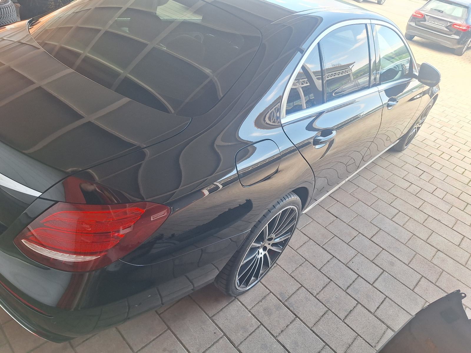 Mercedes-Benz E-klasa 220 D automatik avangard, fotografija 5