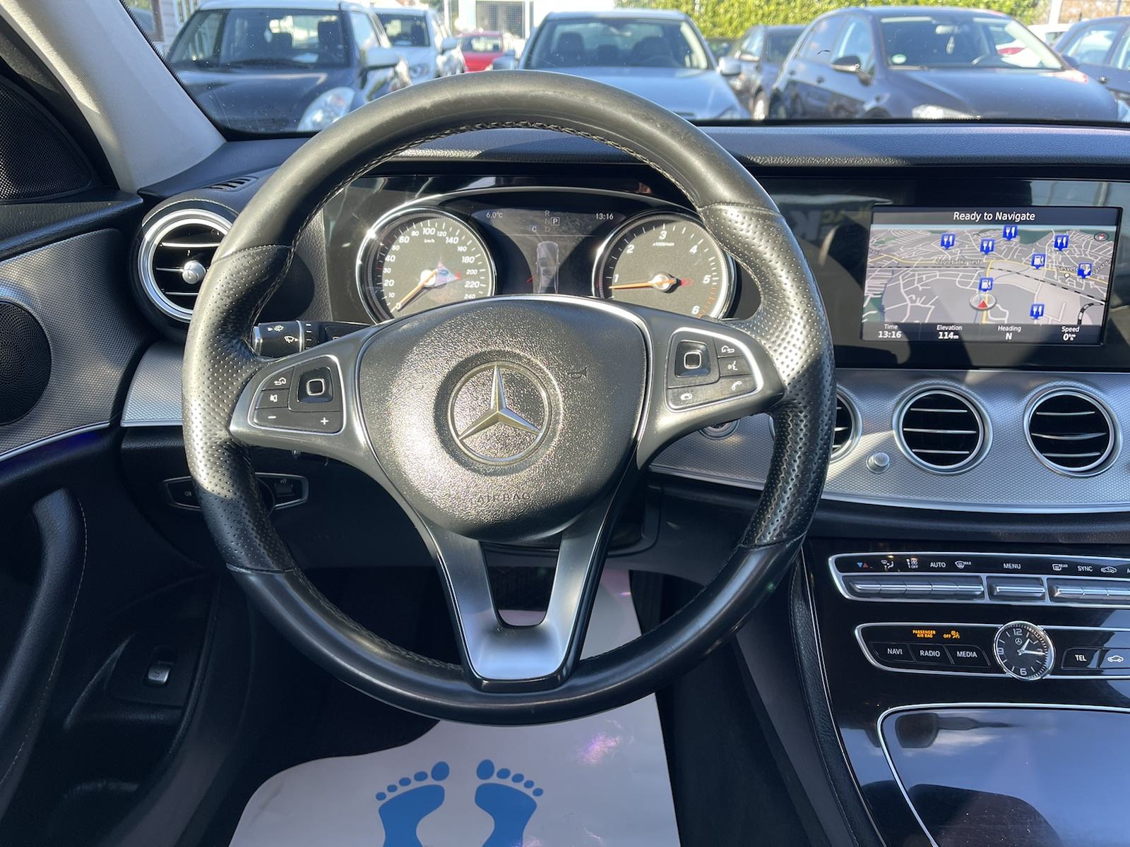 Mercedes-Benz E-klasa 220 D automatik !!, fotografija 9