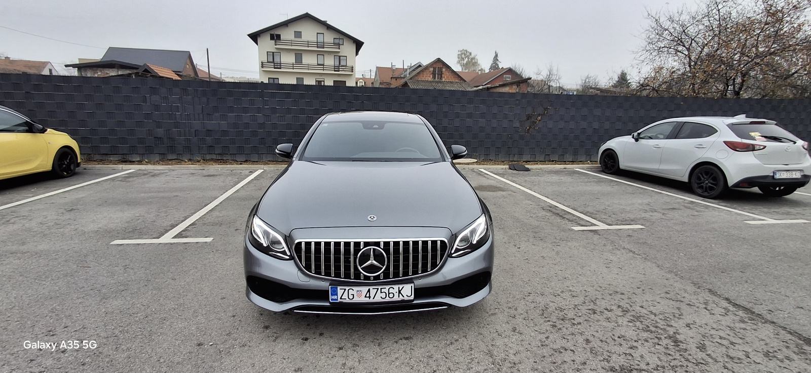 Mercedes-Benz E-klasa 220 D automatik, fotografija 2