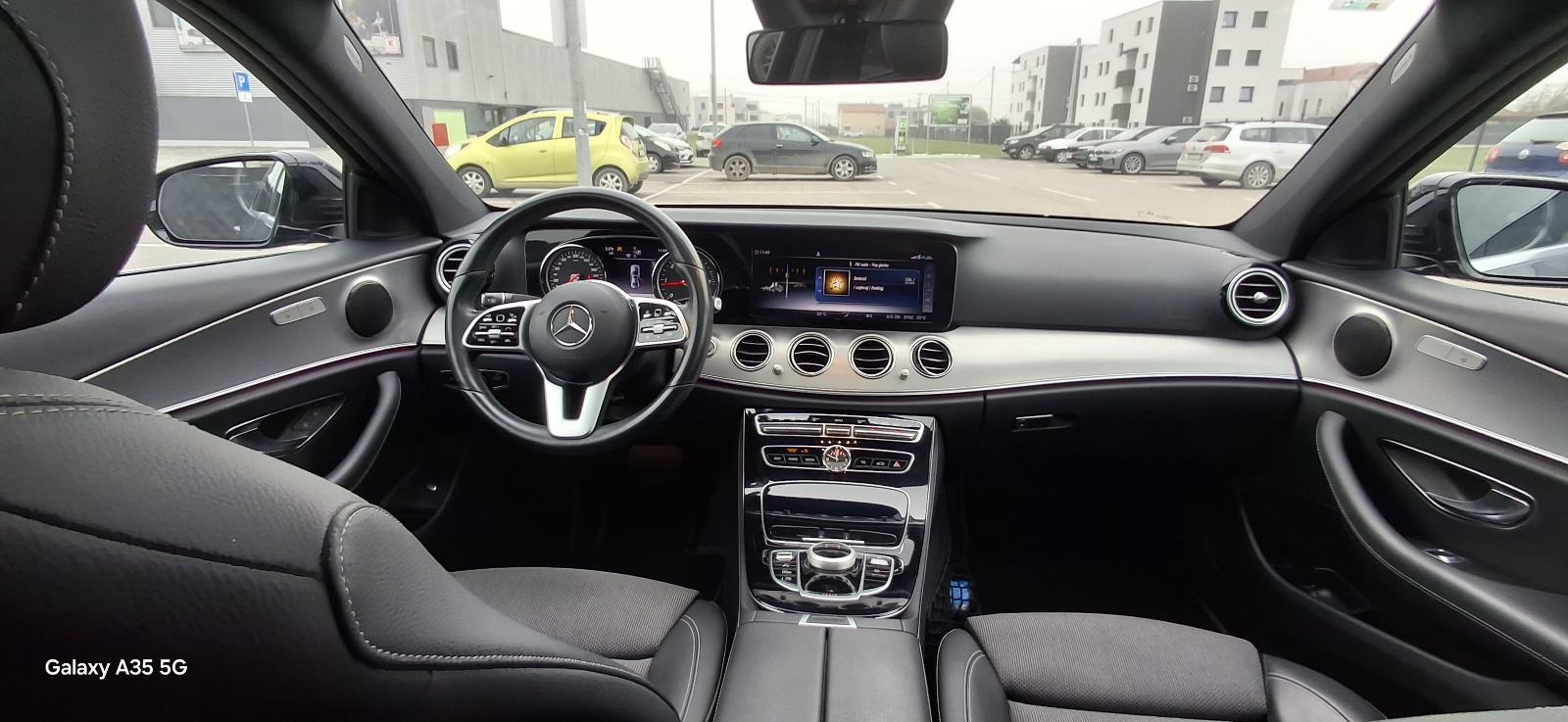 Mercedes-Benz E-klasa 220 D automatik, fotografija 11
