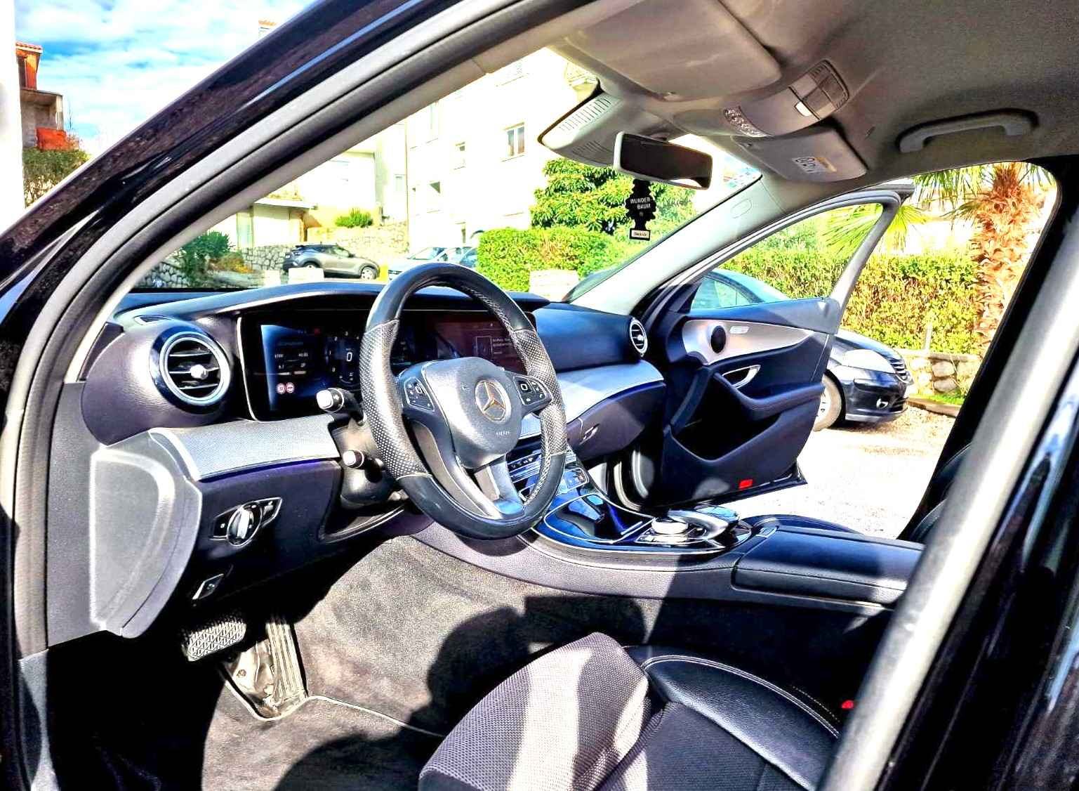 Mercedes-Benz E-klasa 220 D automatik, fotografija 10