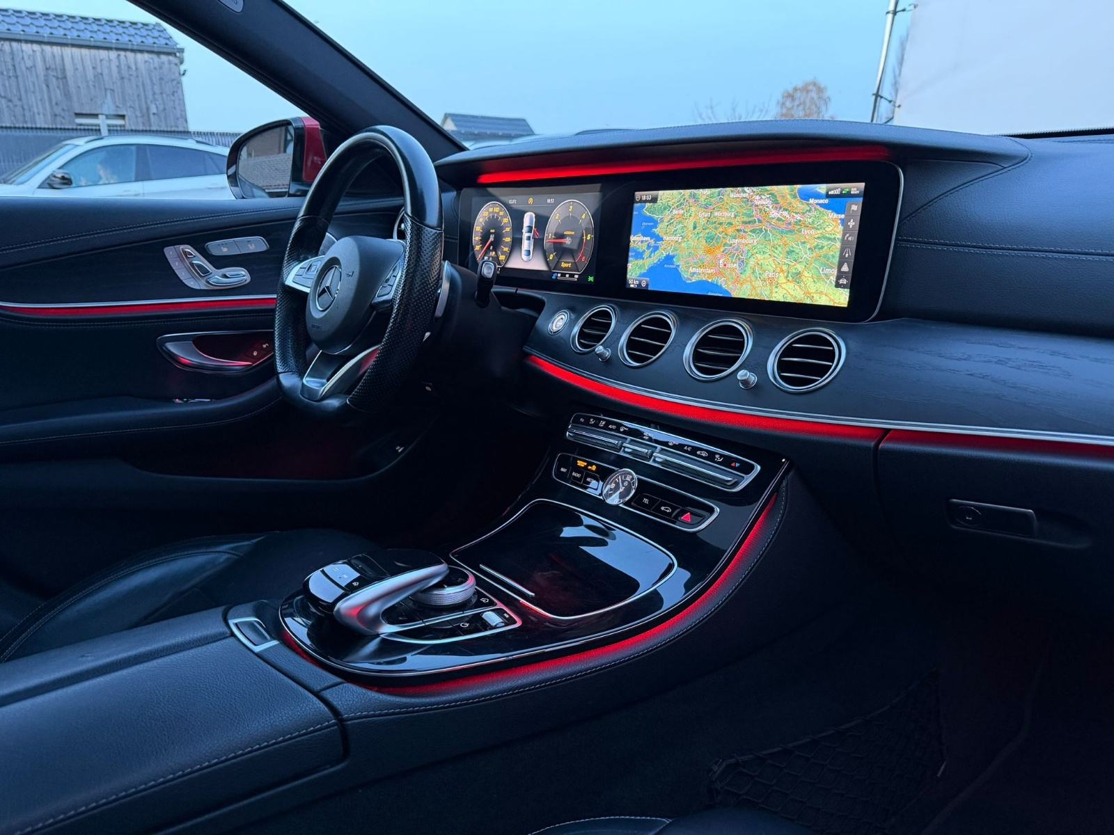 Mercedes-Benz E220d AMG PAKET – FULL OPREMA – EXCLUSIVE PAKET!!, fotografija 11