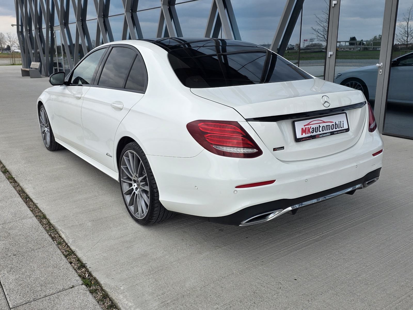 Mercedes-Benz E-klasa 220 D automatik, fotografija 4
