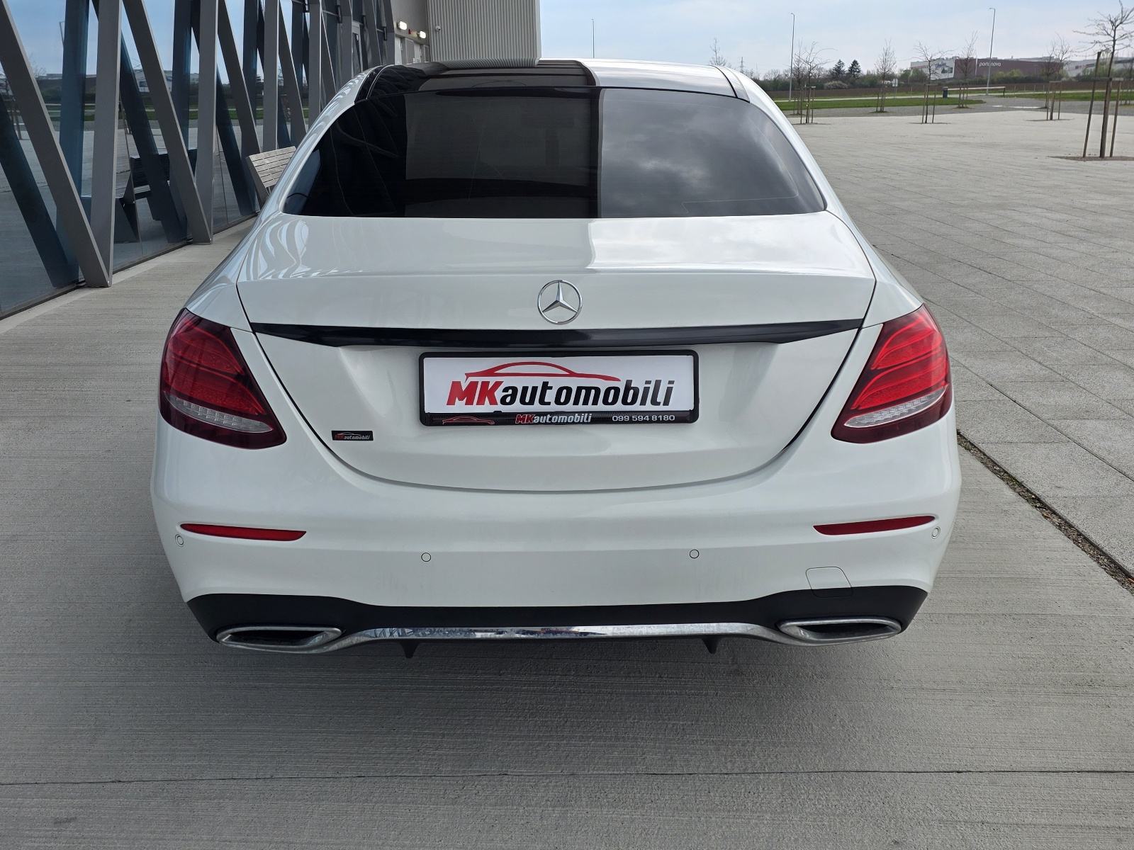 Mercedes-Benz E-klasa 220 D automatik, fotografija 5