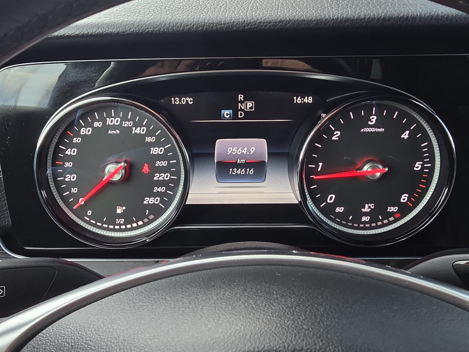 Mercedes-Benz E-klasa 220 D automatik, fotografija 14