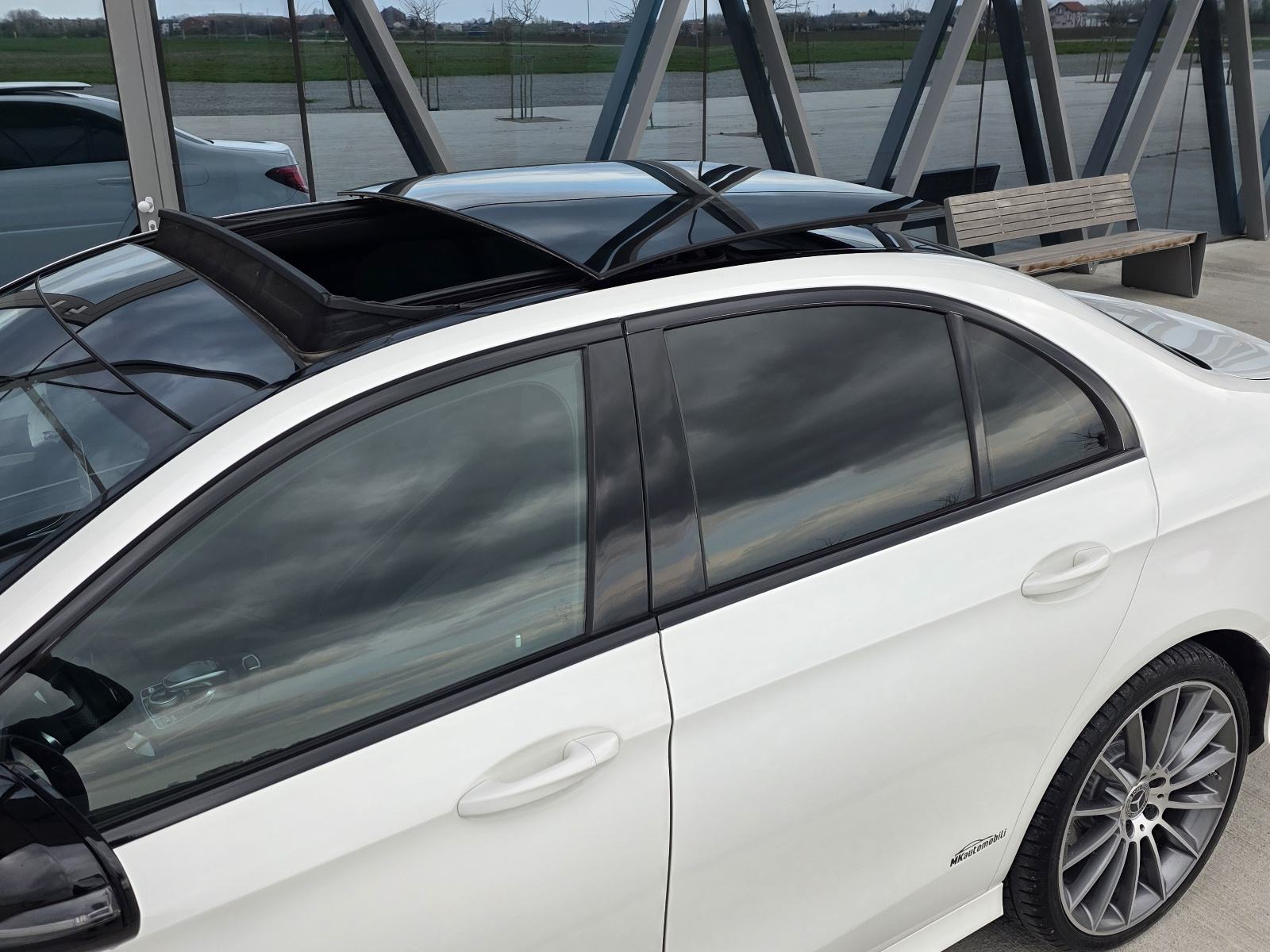Mercedes-Benz E-klasa 220 D automatik, fotografija 20