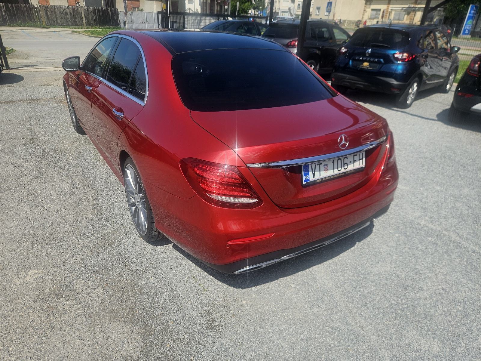 Mercedes-Benz E220d AMG PAKET – FULL OPREMA – EXCLUSIVE PAKET!!, fotografija 6