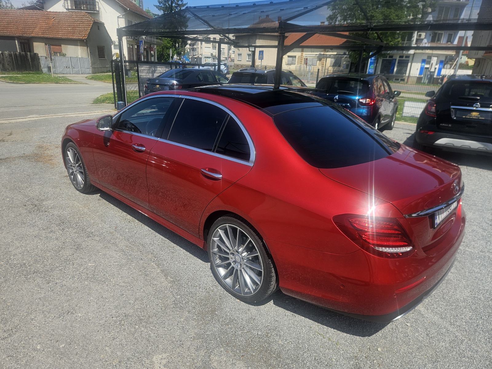 Mercedes-Benz E220d AMG PAKET – FULL OPREMA – EXCLUSIVE PAKET!!, fotografija 9