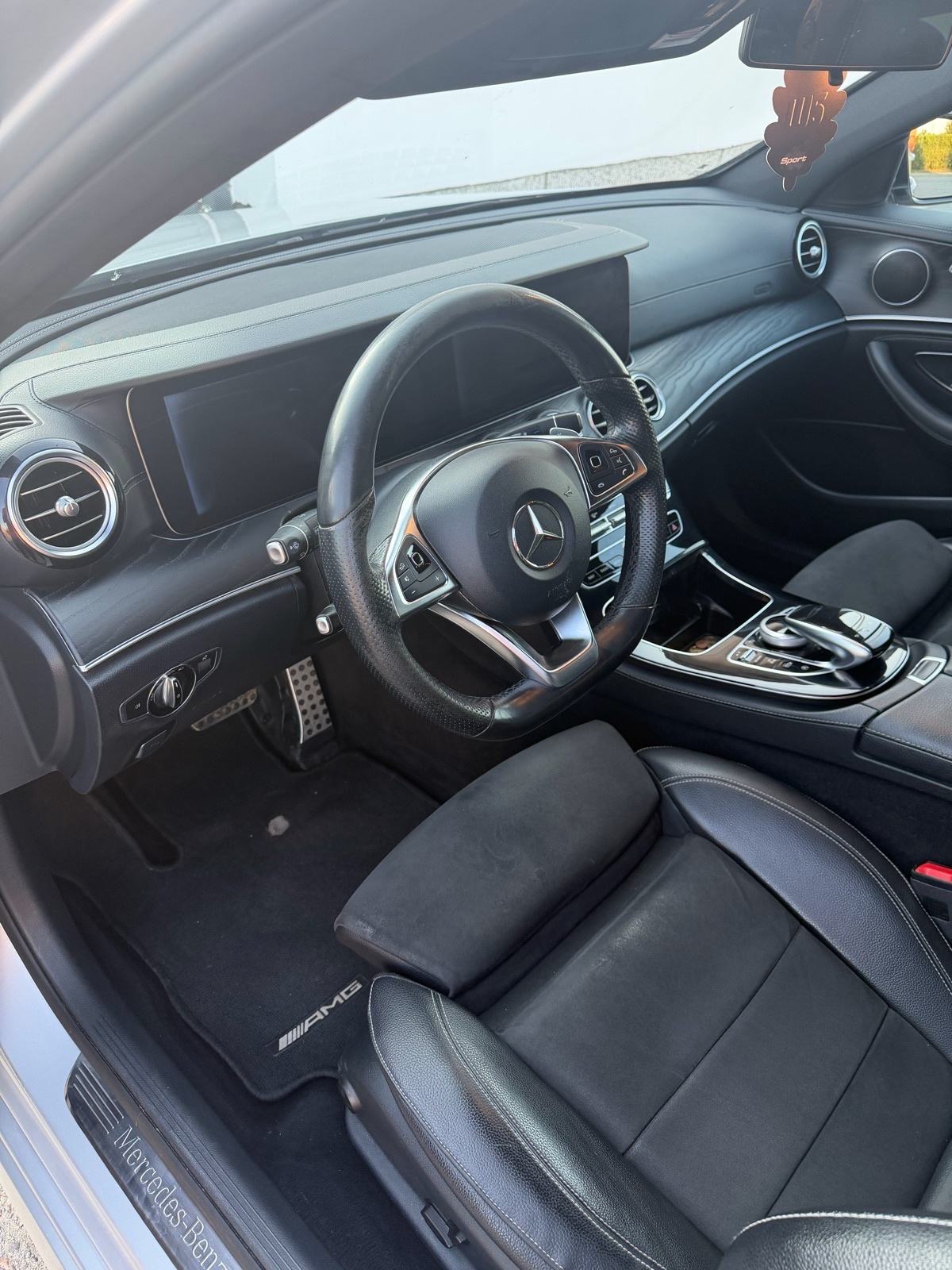 Mercedes-Benz E-klasa 220 D automatik, fotografija 10