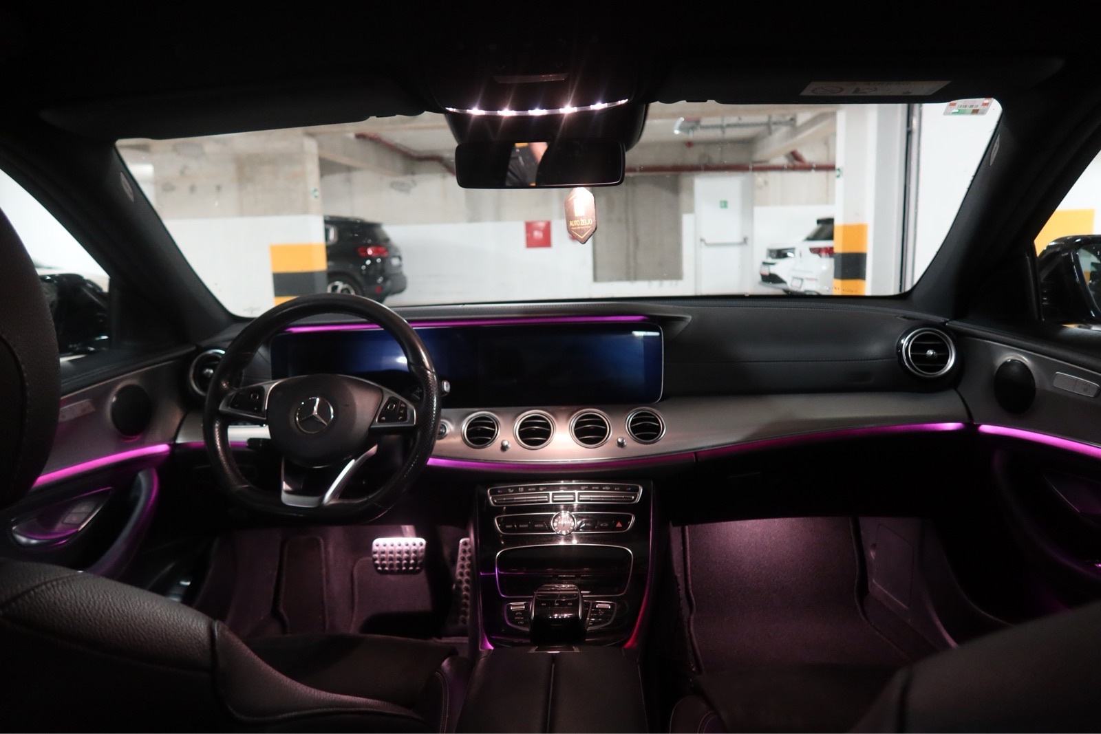 Mercedes-Benz E-klasa 220 D AMG, fotografija 5
