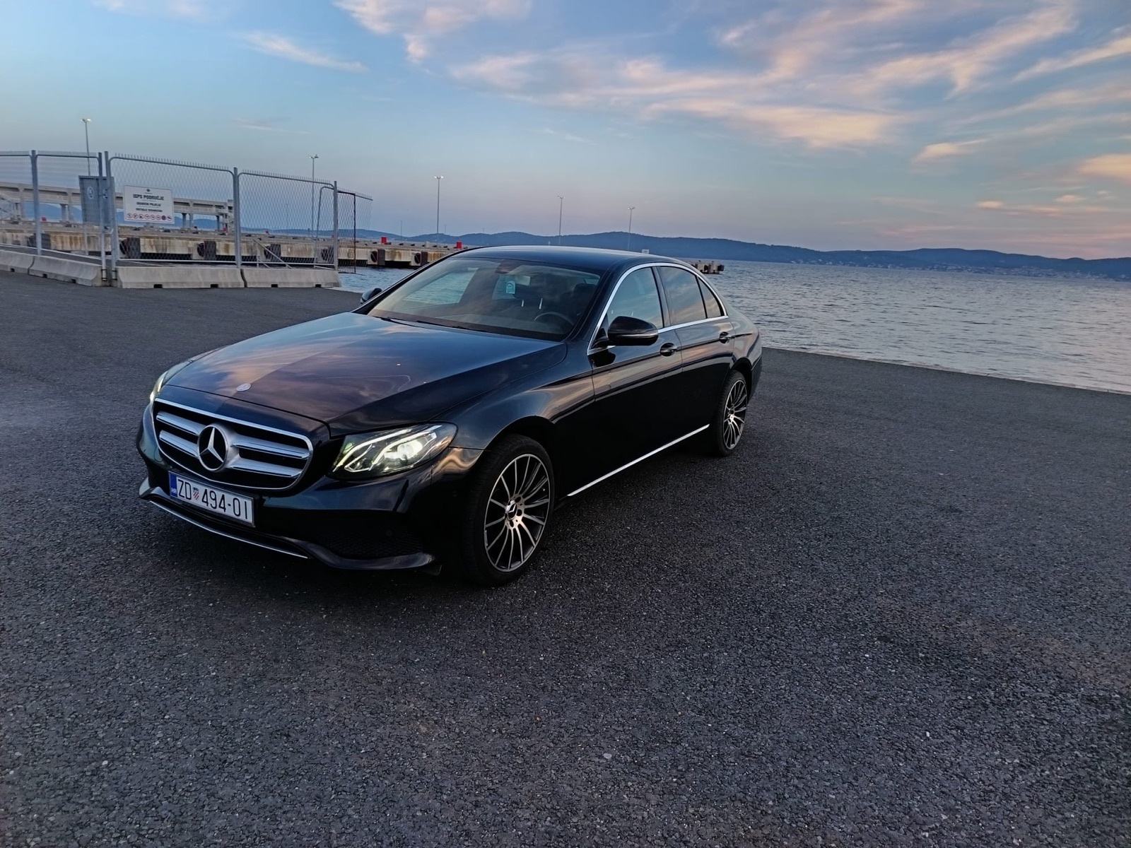 Mercedes-Benz E-klasa 220 D automatik, fotografija 5