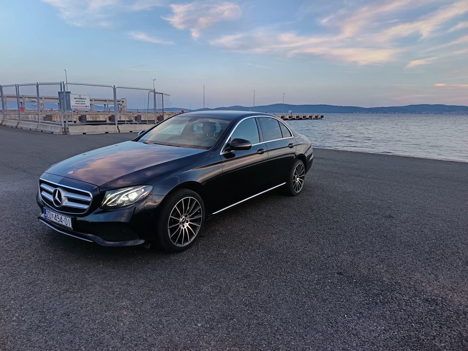 Mercedes-Benz E-klasa 220 D automatik, fotografija 7