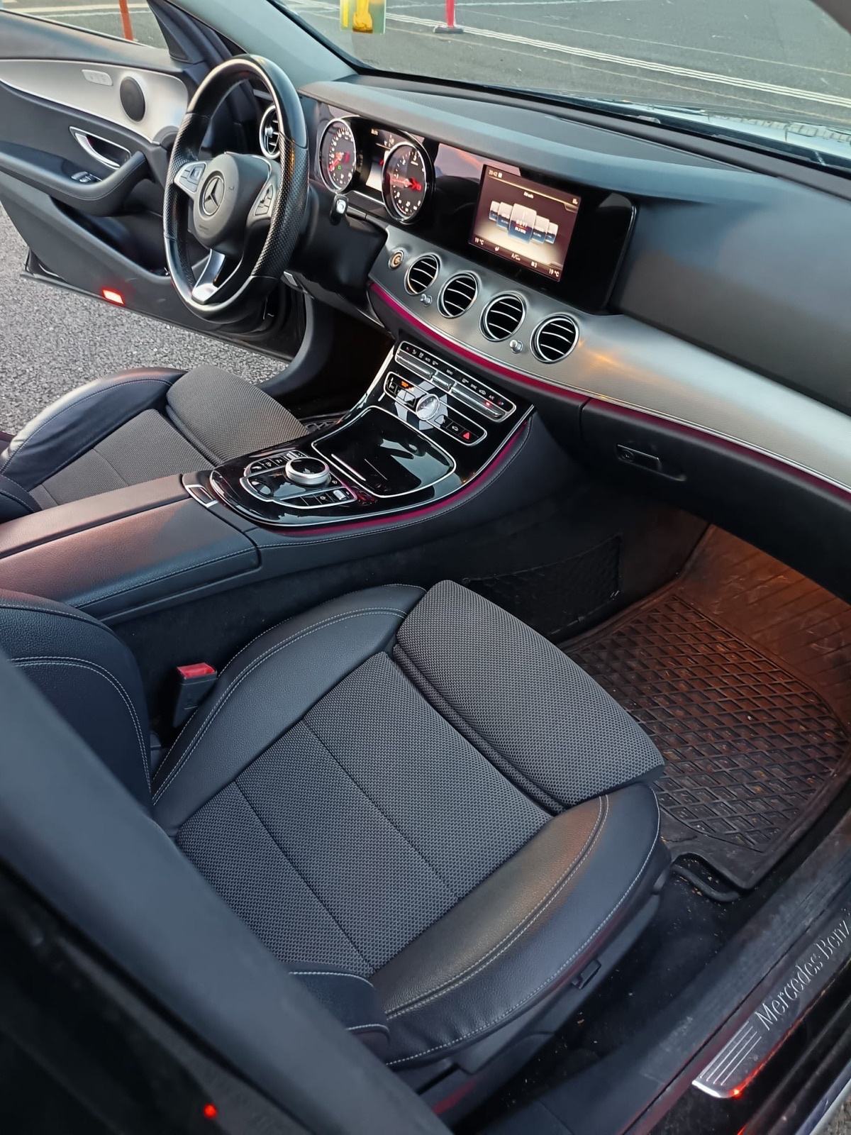 Mercedes-Benz E-klasa 220 D automatik, fotografija 14