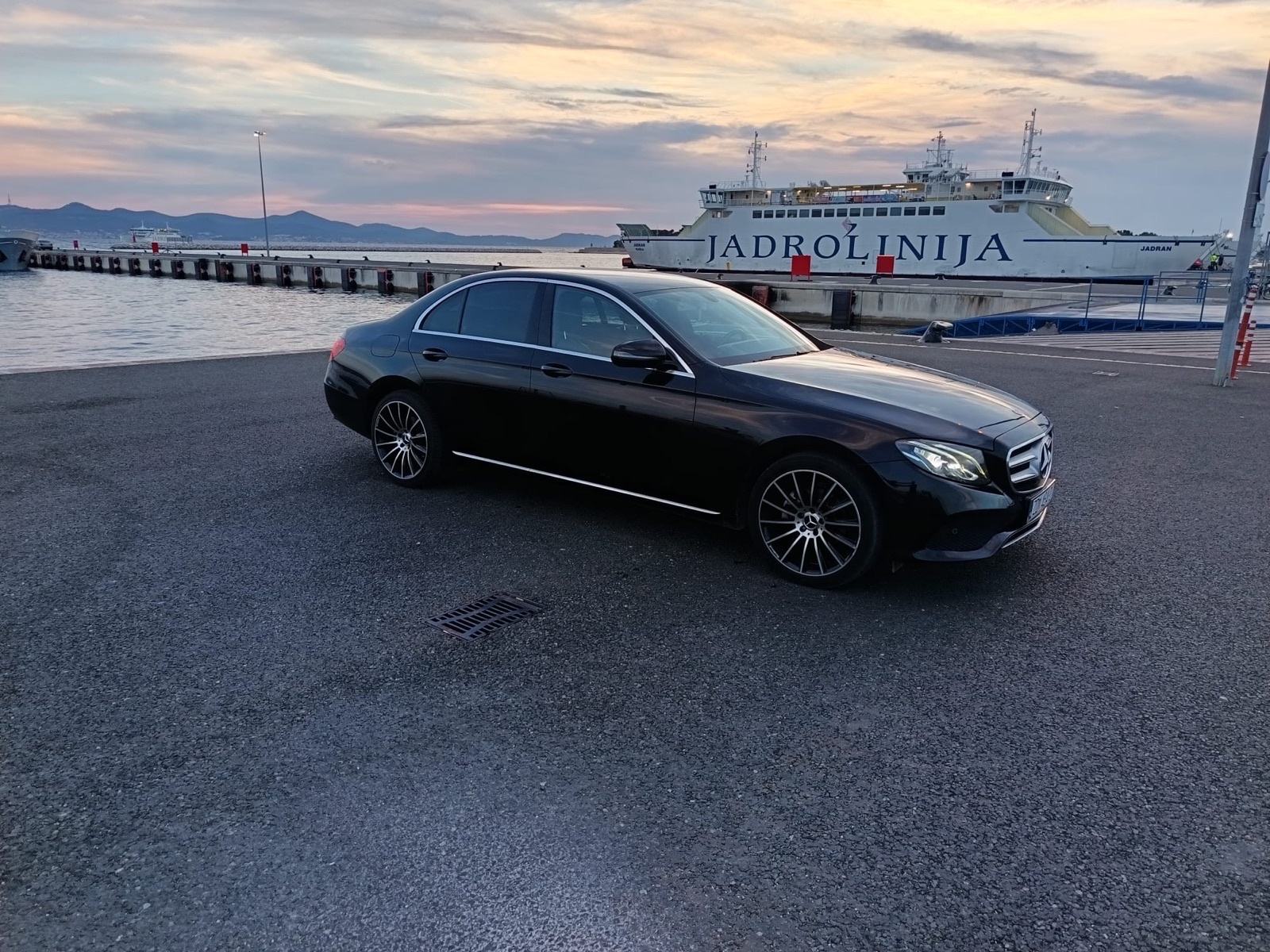 Mercedes-Benz E-klasa 220 D automatik, fotografija 12
