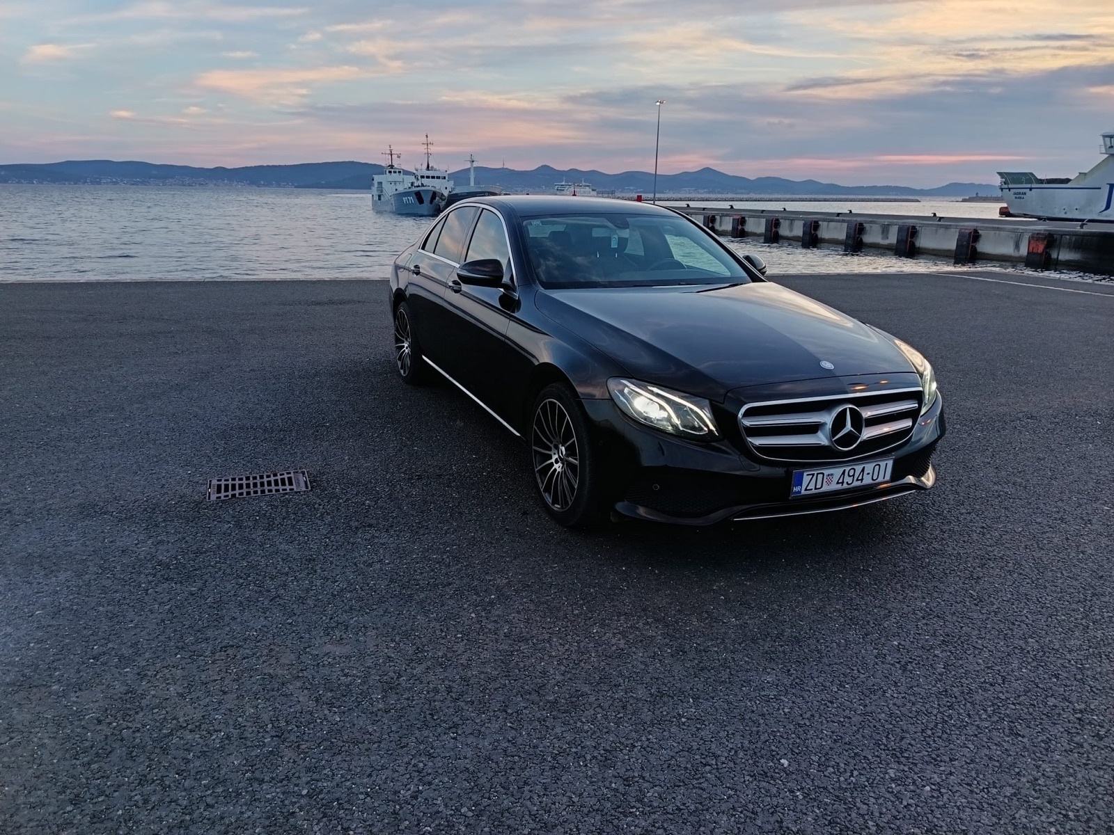 Mercedes-Benz E-klasa 220 D automatik, fotografija 6
