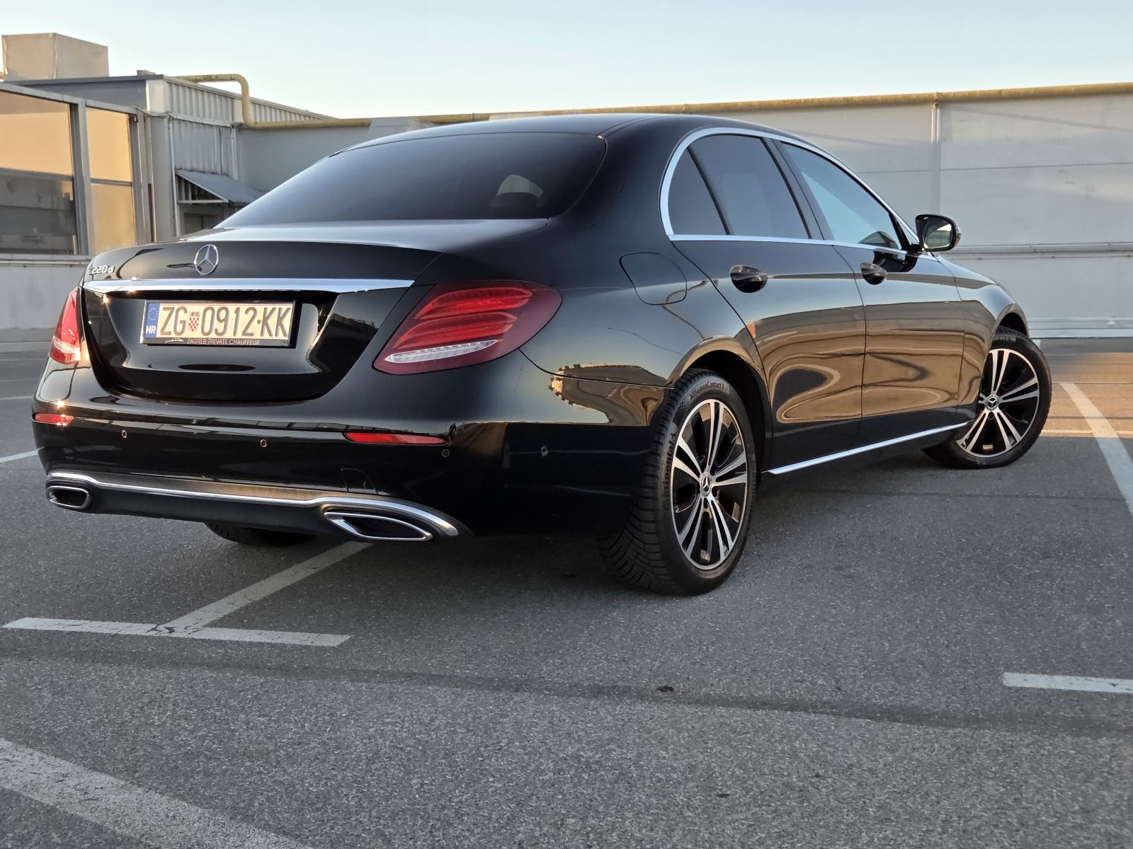 Mercedes-Benz E-klasa 220 D, Avantgarde, reg. do 07/27, fotografija 2