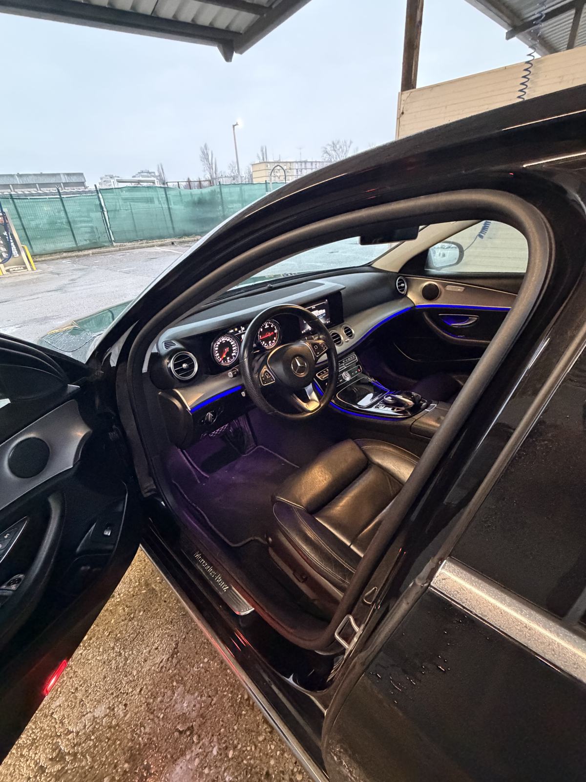 Mercedes-Benz E-220 D, Registriran,SUPER STANJE, AKCIJA !!!, fotografija 19