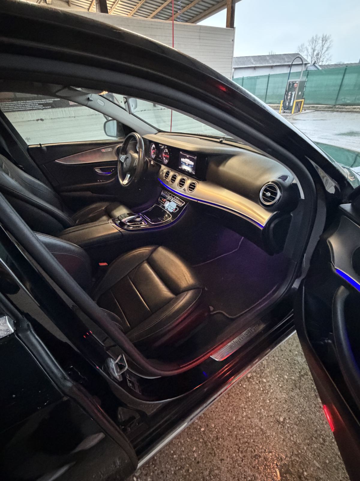 Mercedes-Benz E-220 D, Registriran,SUPER STANJE, AKCIJA !!!, fotografija 20