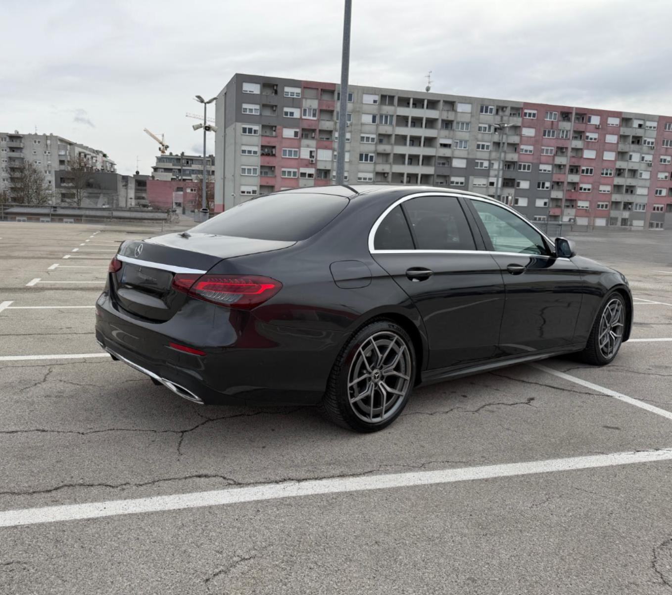 Mercedes-Benz E-klasa 220 D, fotografija 7