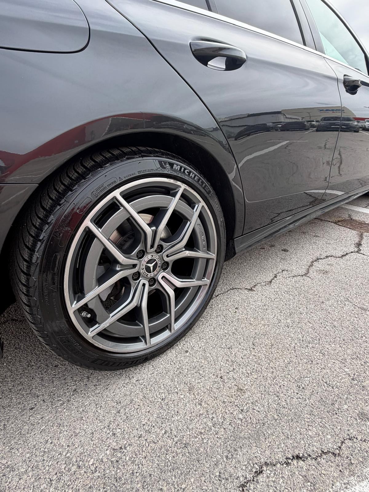 Mercedes-Benz E-klasa 220 D, fotografija 14