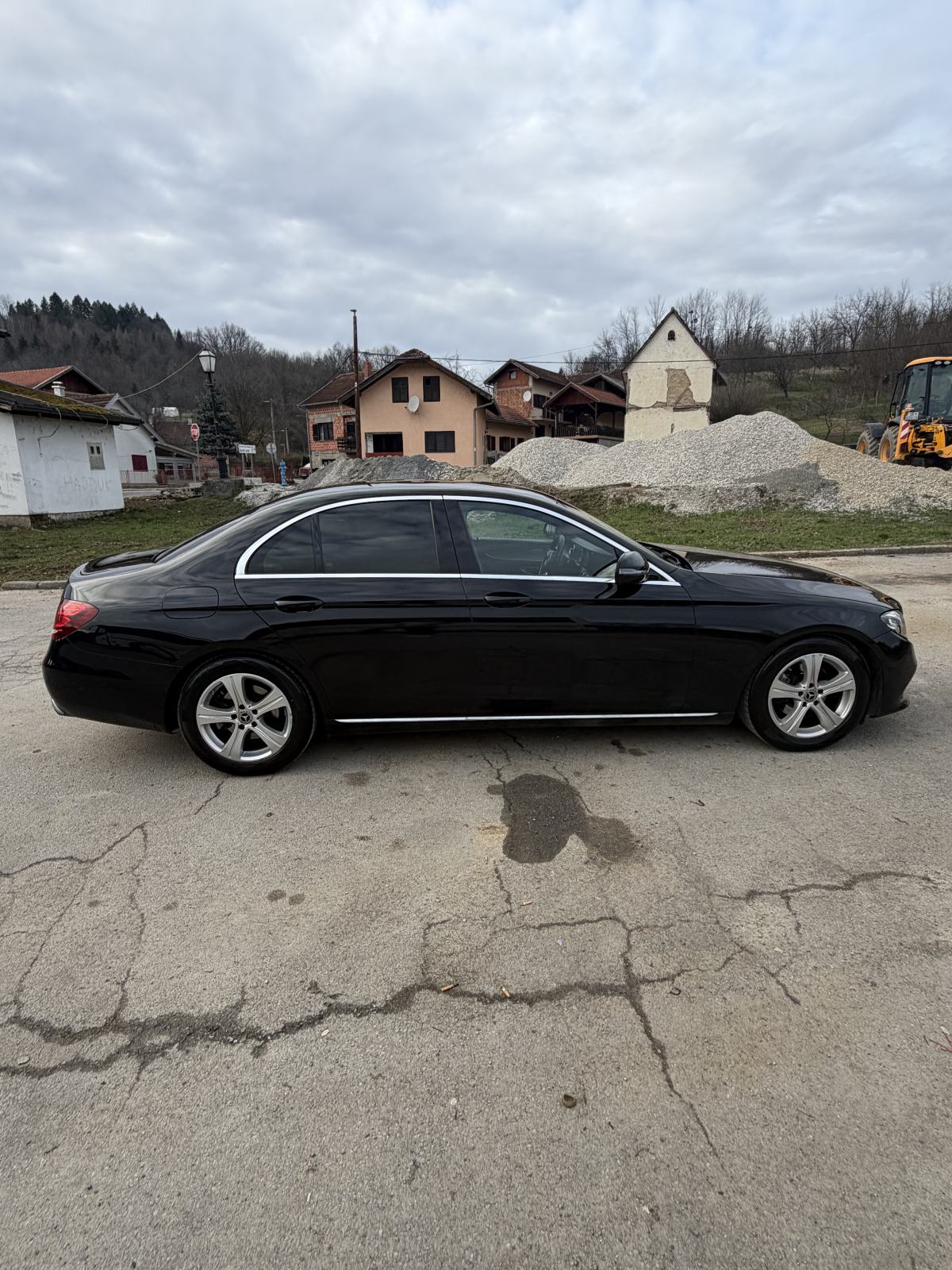 Mercedes-Benz E-220 D, Registriran,SUPER STANJE, AKCIJA !!!, fotografija 4