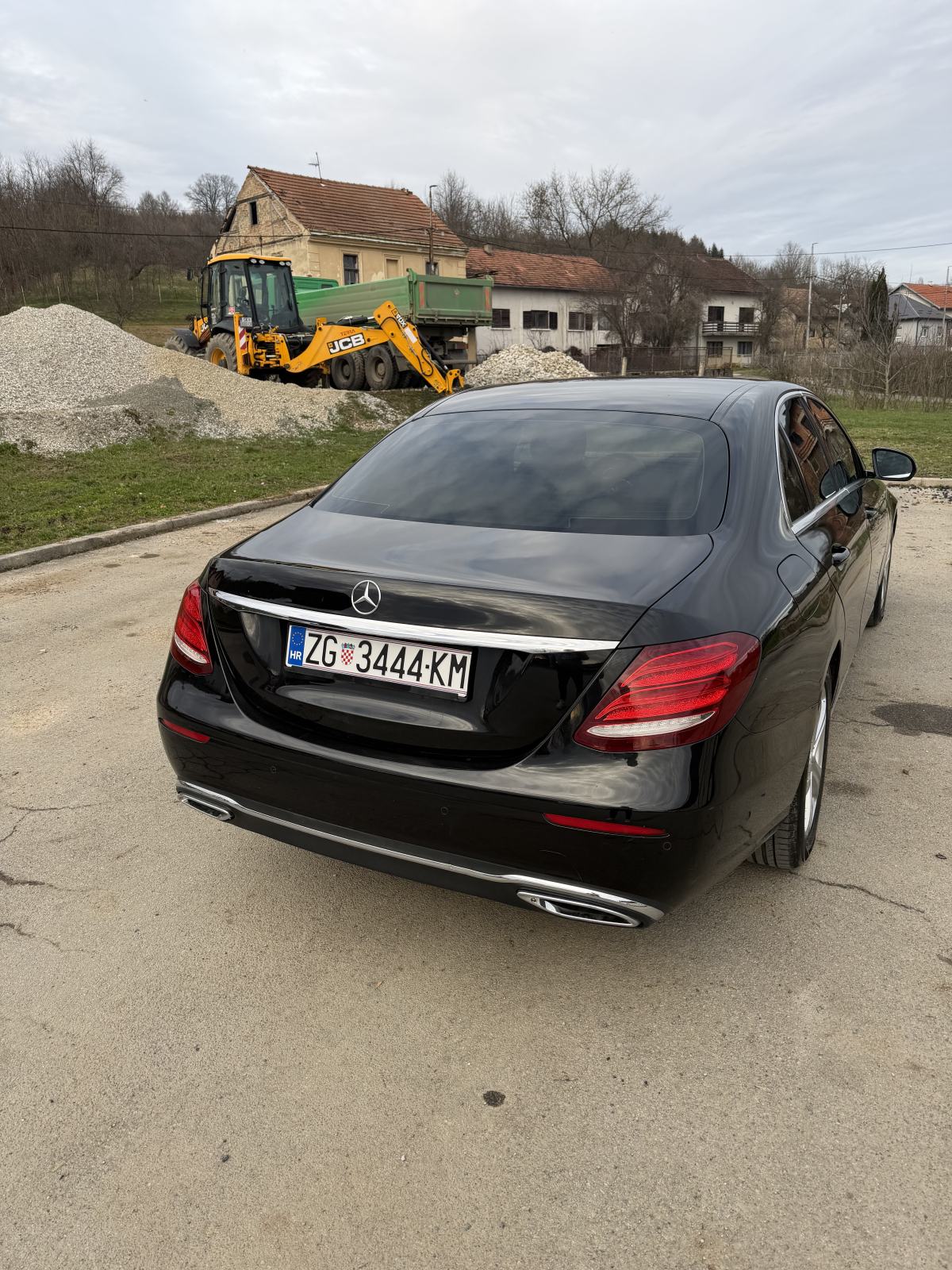 Mercedes-Benz E-220 D, Registriran,SUPER STANJE, AKCIJA !!!, fotografija 11