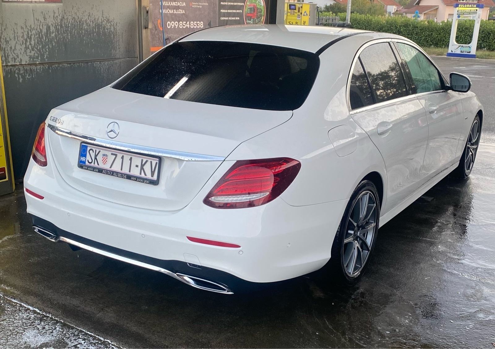 Mercedes-Benz E-klasa 220 D, fotografija 5