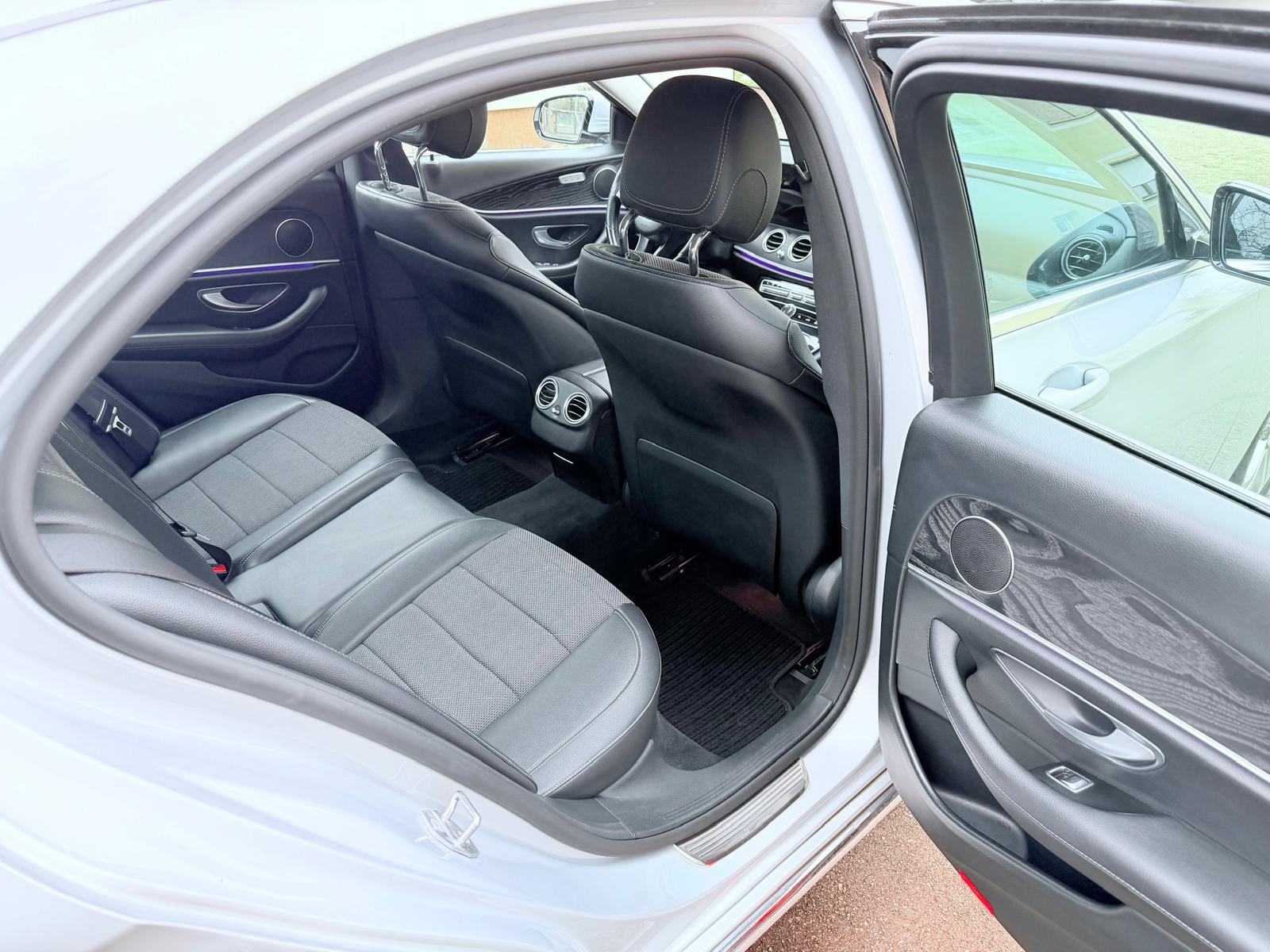 Mercedes-Benz E-klasa 220, fotografija 10