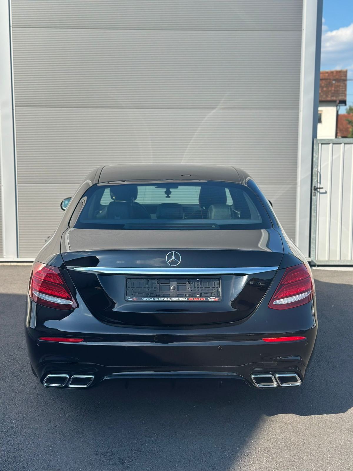 Mercedes-Benz E-klasa 220d--AMG--LED--JAMSTVO--LEASING, fotografija 4