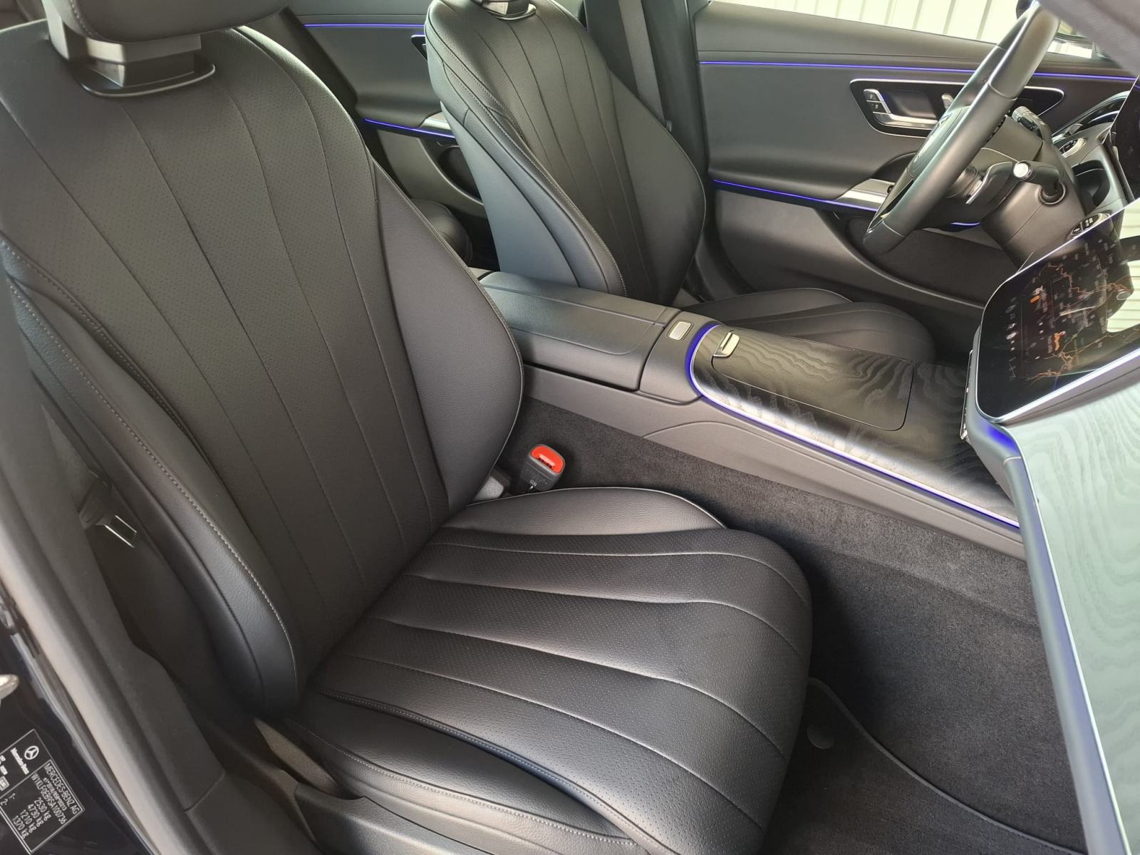 Mercedes-Benz E-klasa 220d AUT. 360°KAMERA Line Assist NAVI*GARANCIJA*, fotografija 10