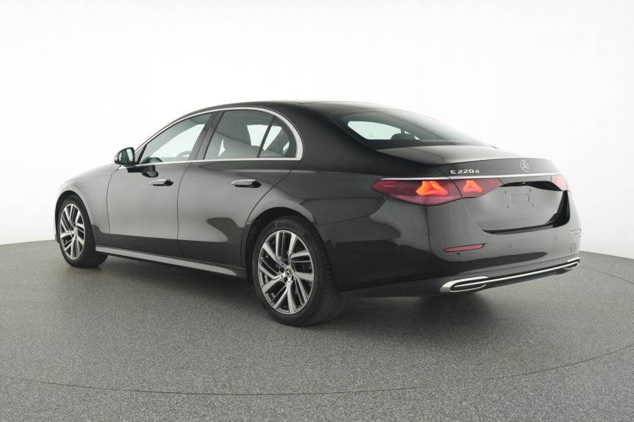 Mercedes-Benz E-klasa 220d LEASING BEZ UČEŠĆA I BEZ JAMACA, fotografija 3