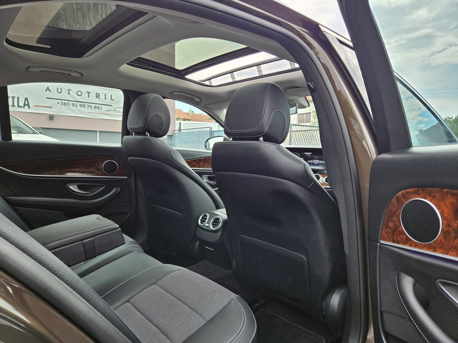 Mercedes-Benz E-klasa 220d PANORAMA,LEASING BEZ UČEŠĆA I BEZ JAMACA, fotografija 16