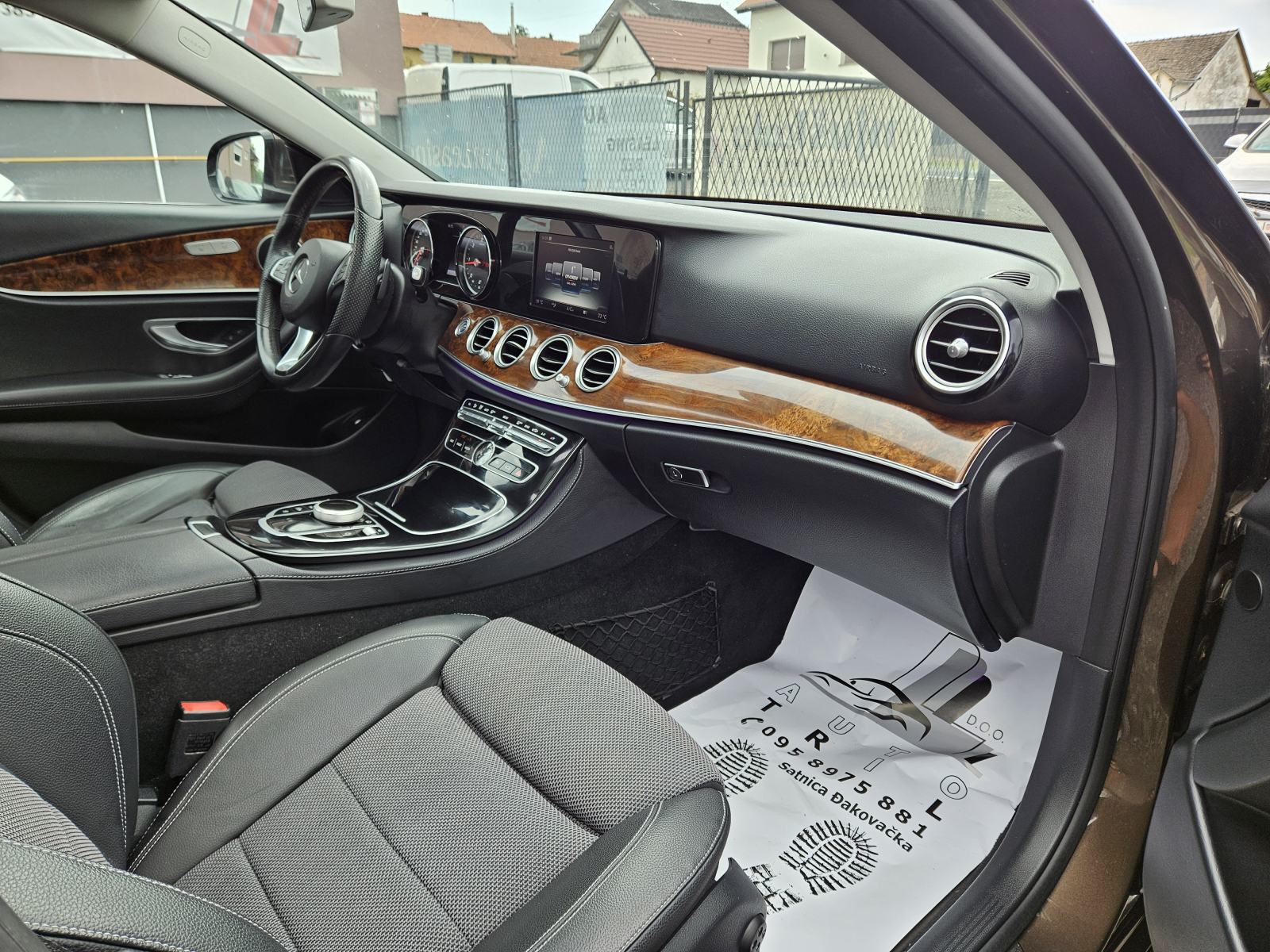 Mercedes-Benz E-klasa 220d PANORAMA,LEASING BEZ UČEŠĆA I BEZ JAMACA, fotografija 15