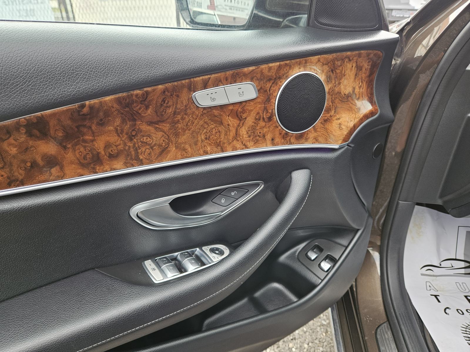Mercedes-Benz E-klasa 220d PANORAMA,LEASING BEZ UČEŠĆA I BEZ JAMACA, fotografija 18