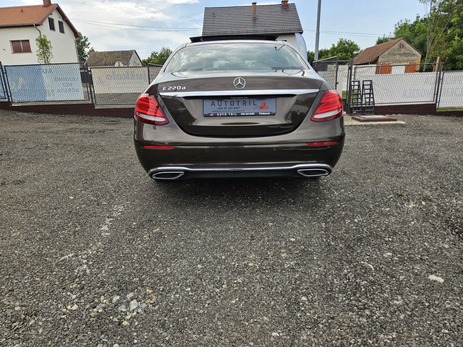 Mercedes-Benz E-klasa 220d PANORAMA,LEASING BEZ UČEŠĆA I BEZ JAMACA, fotografija 6