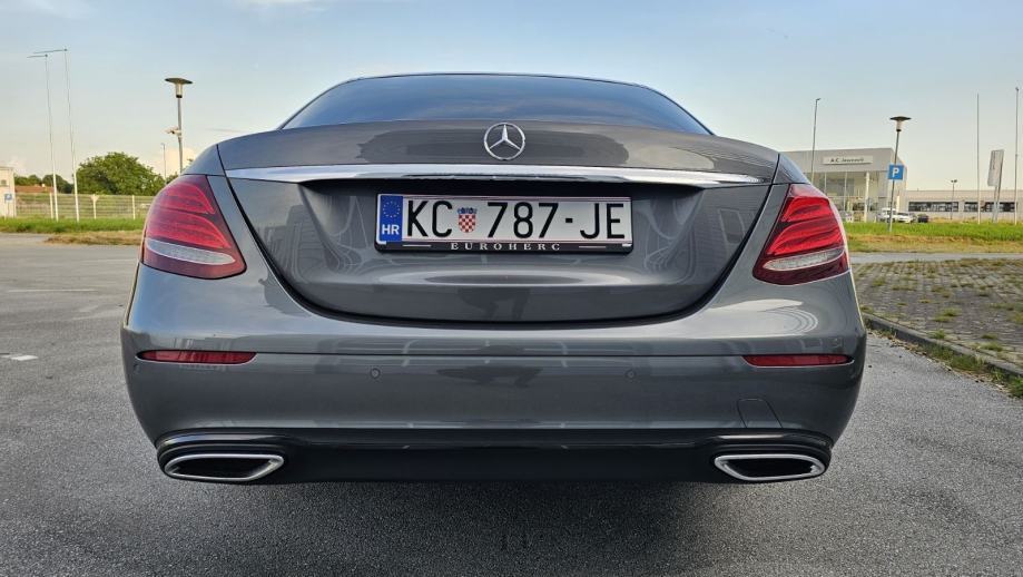 Mercedes-Benz E-klasa 220d "WIDESCREEN",Automatik 9G-Tronic,LED, fotografija 6